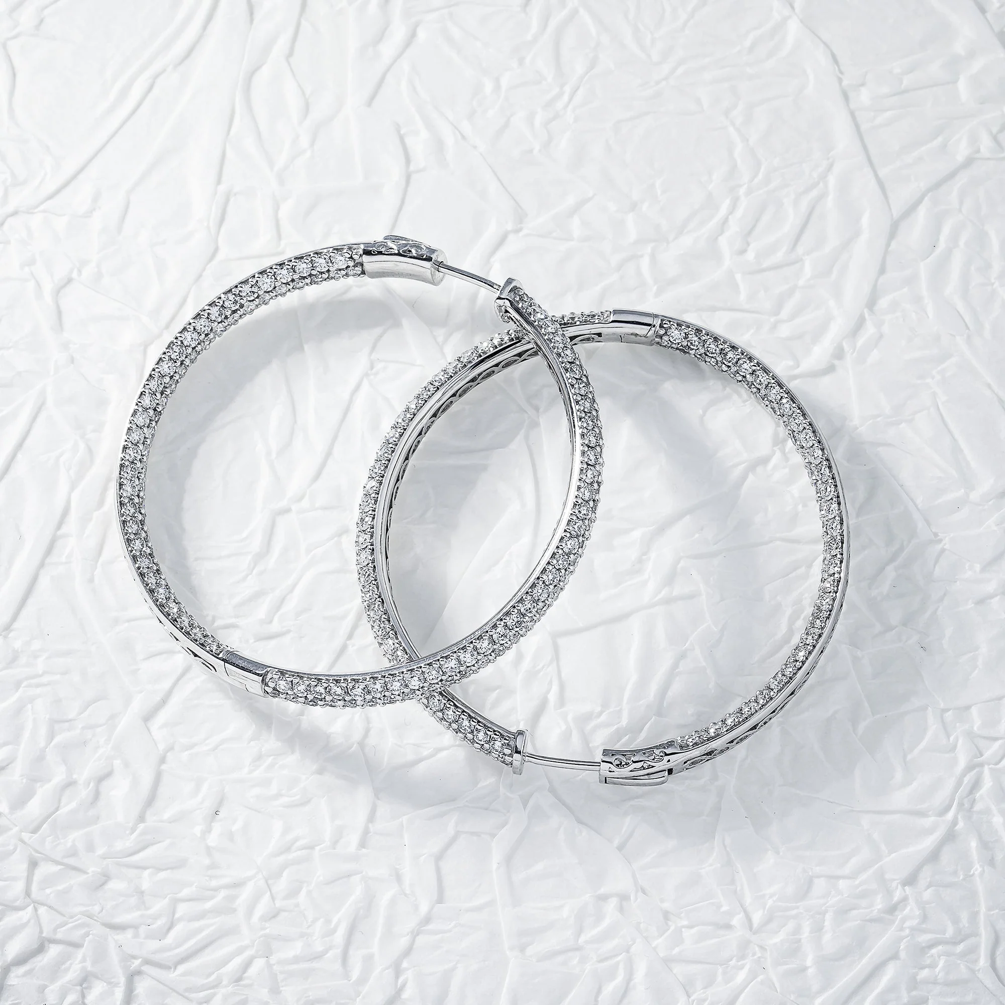 14K White Gold Triple Row Round Diamond Inside Out Hoop Earrings 10.0ctw - Image 3