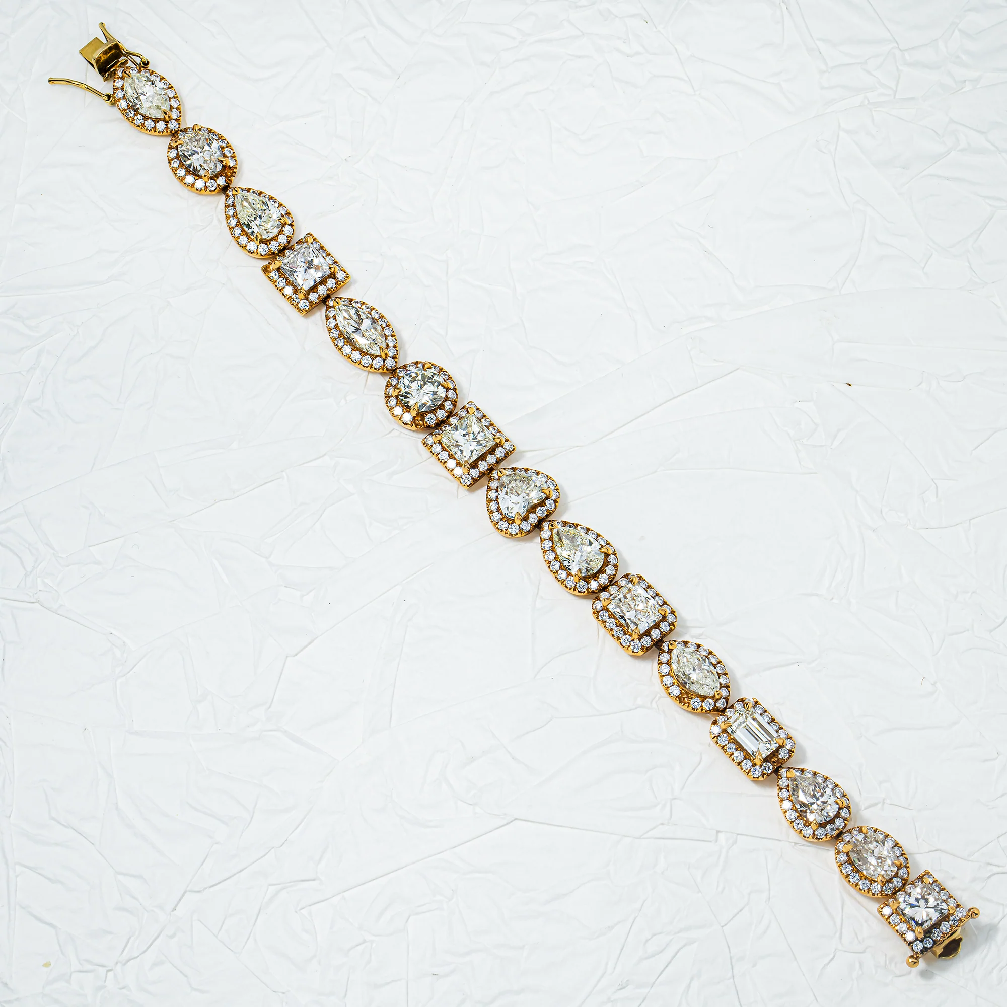 18K Yellow Gold Multi Cut Diamond Satellite Bracelet 28.0ct - Image 8