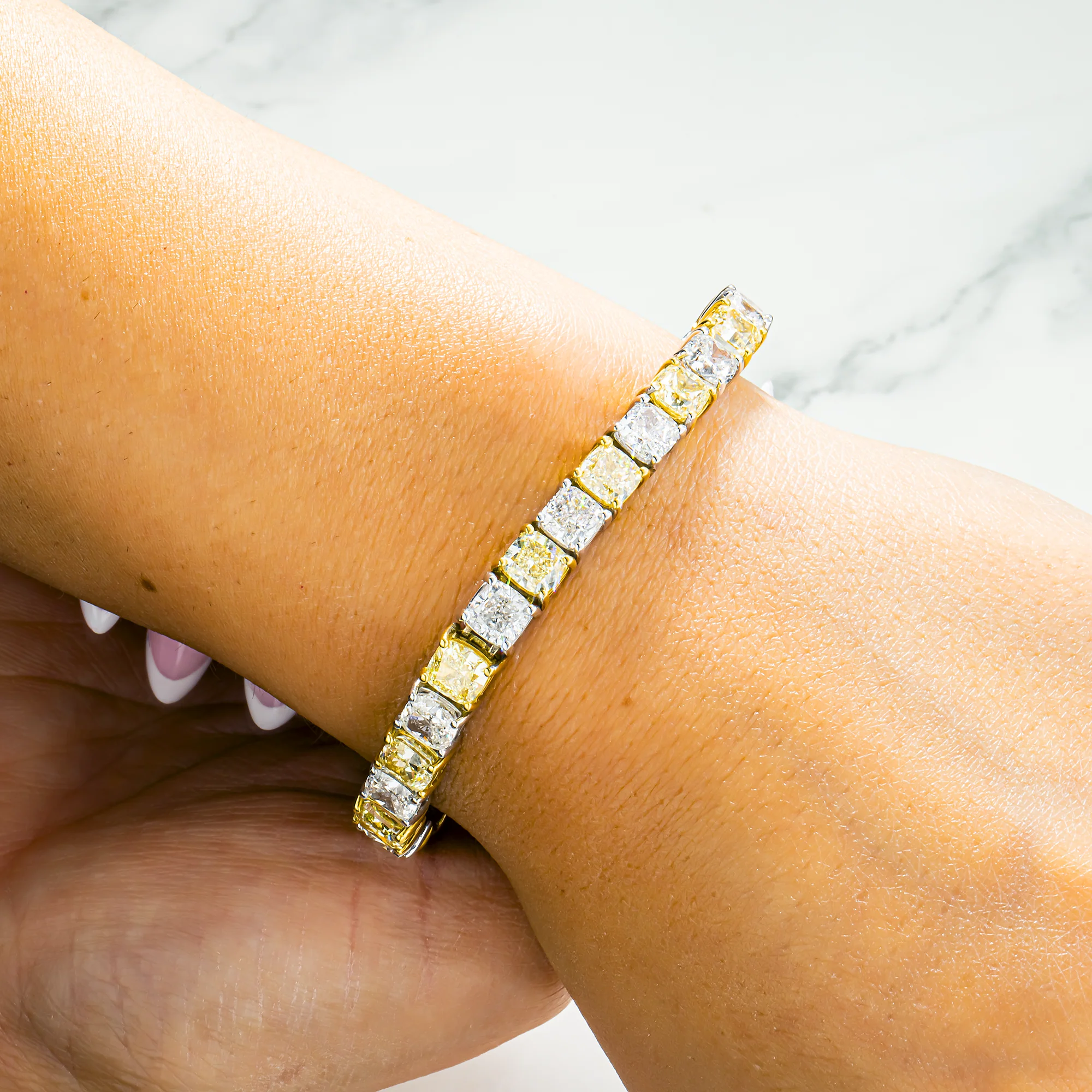 18K Two Tone Fancy Light Yellow & White Cushion Cut Diamond Tennis Bracelet 31.02ct - Image 2