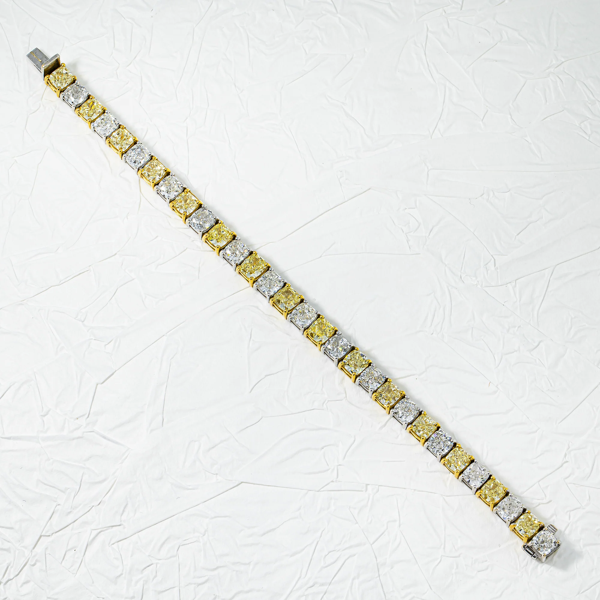 18K Two Tone Fancy Light Yellow & White Cushion Cut Diamond Tennis Bracelet 31.02ct - Image 4