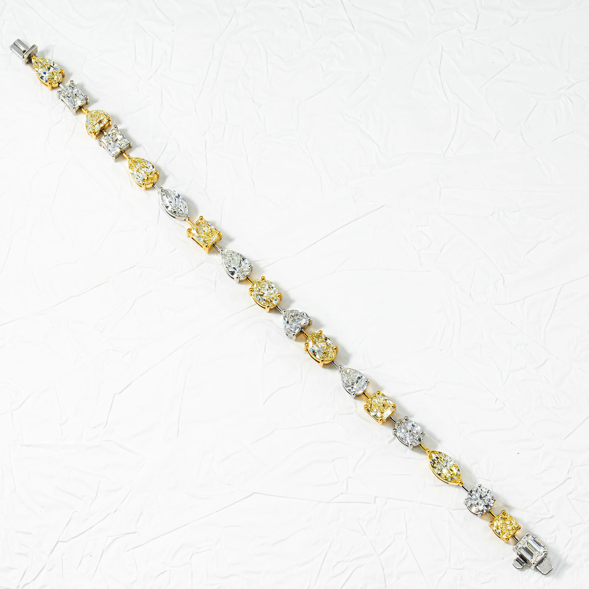 18K Two Tone Fancy Yellow & White Multi Cut Diamond Satellite Bracelet 19.53ct - Image 3