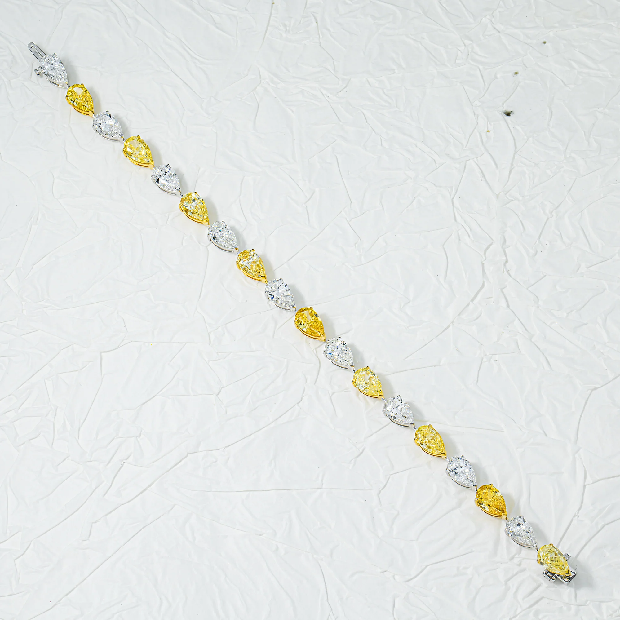 14K Two Tone Fancy Yellow & White Pear Cut Diamond Satellite Bracelet 20.21ct - Image 4