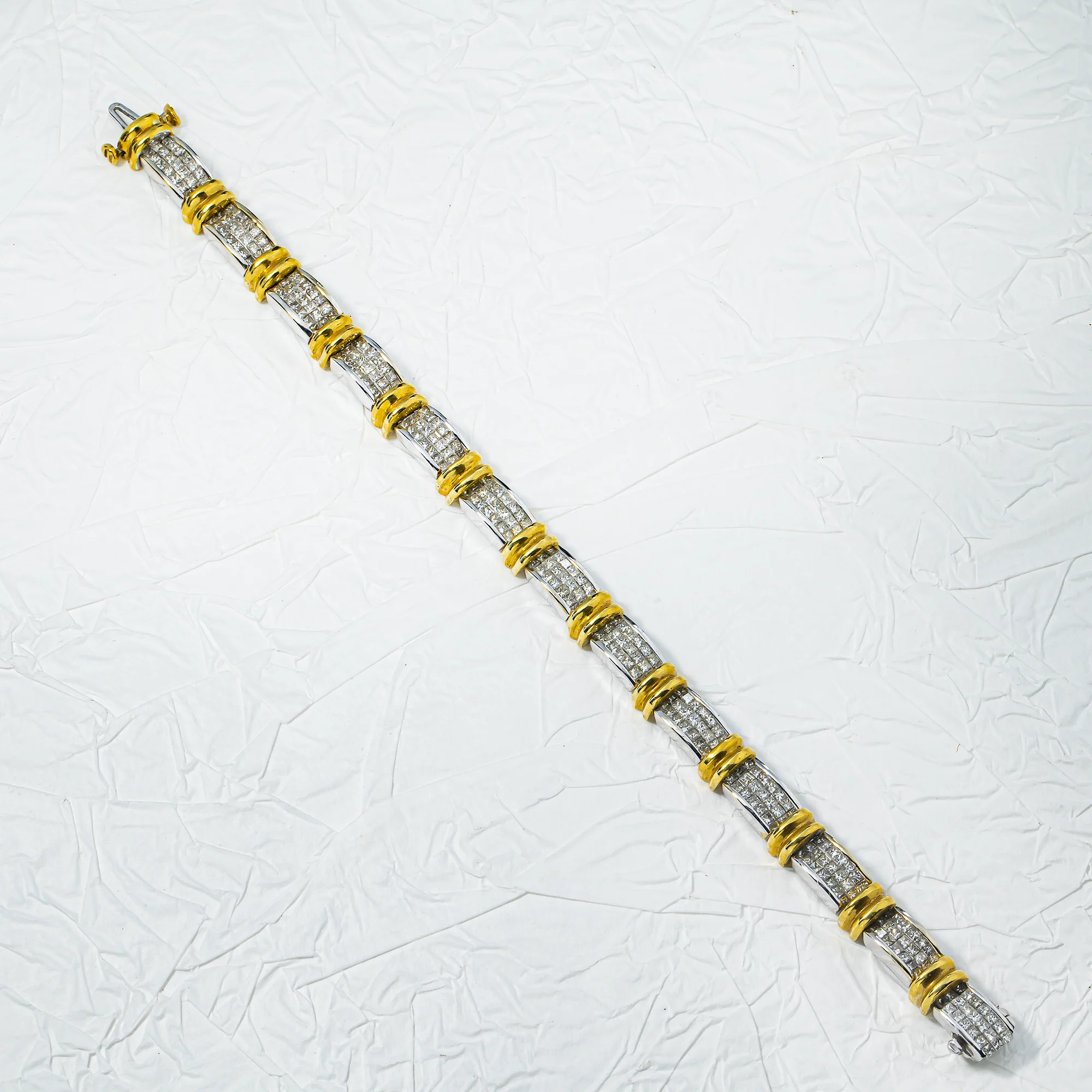 18K Two Tone Princess Cut Diamond Bracelet 7.15ct - Image 3