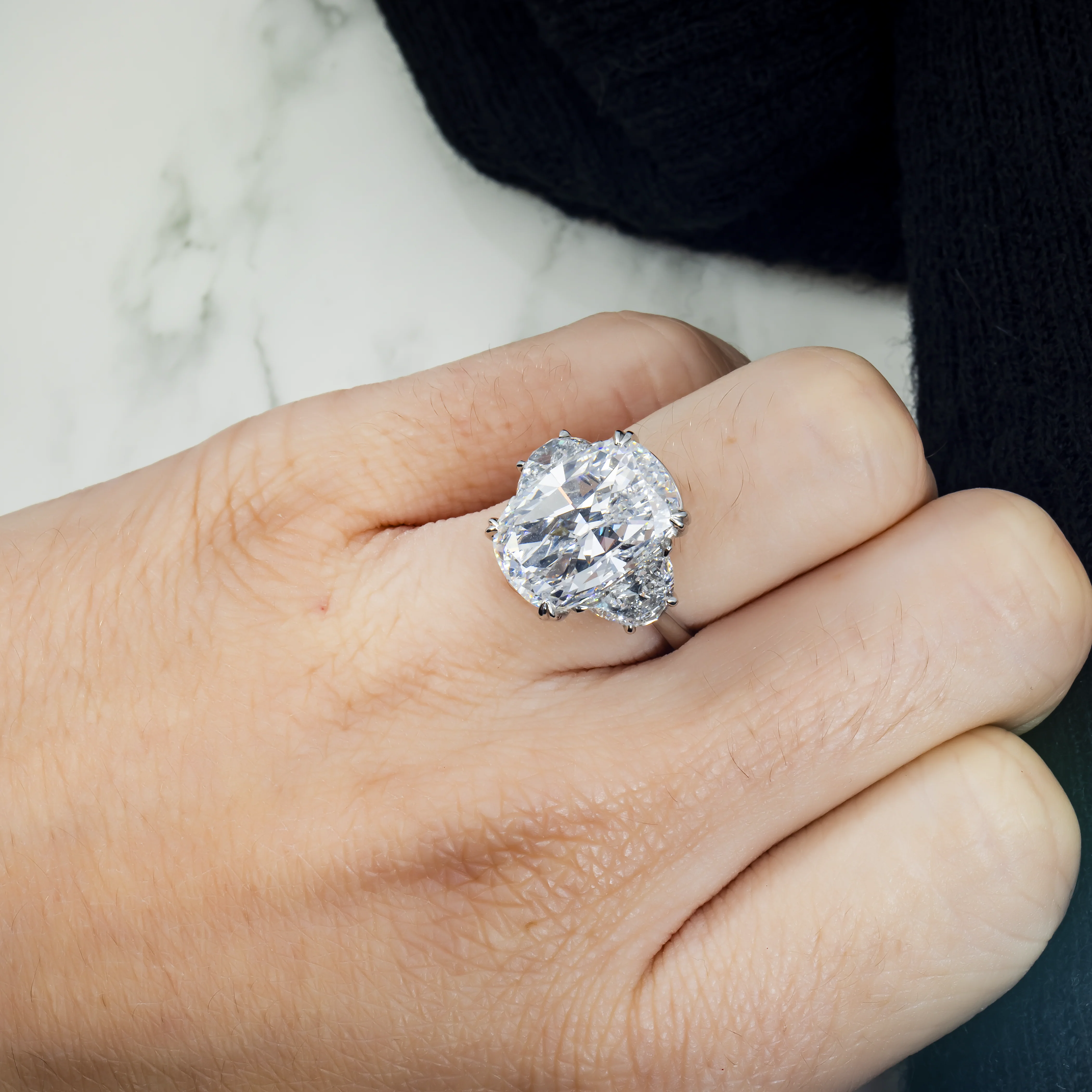 GIA 18K White Gold 10ct Cushion Cut Triple Diamond Engagement Ring 11.62ct - Image 3