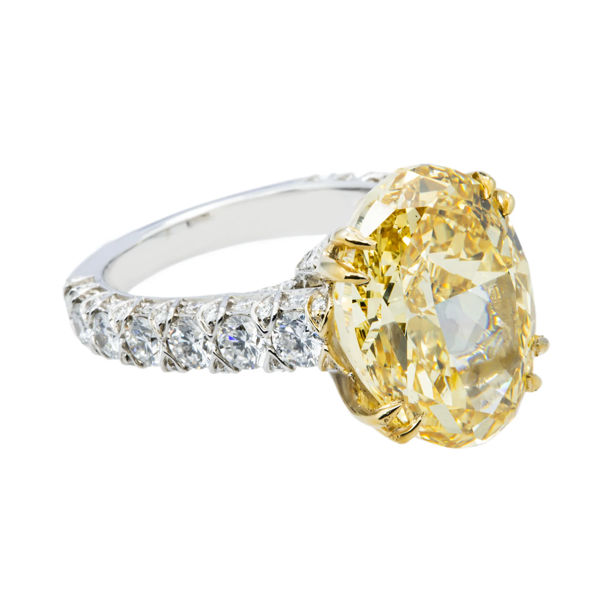 18K White Gold 11.57ct Oval Cut Fancy Yellow Diamond Ring 13.67ctw - Image 3