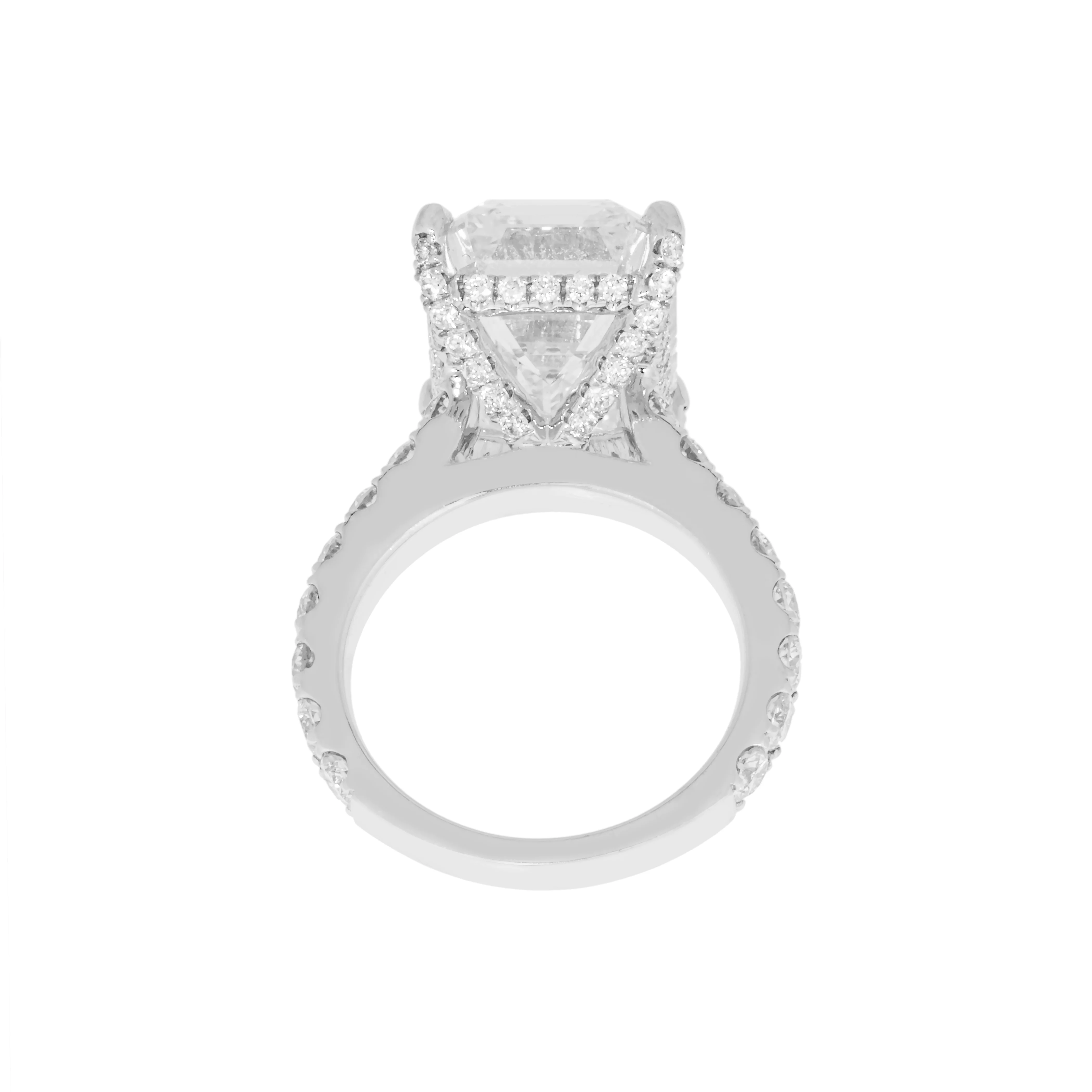 GIA 18K White Gold 13.84ct Emerald Cut Diamond Engagement Ring 15.79ctw - Image 6