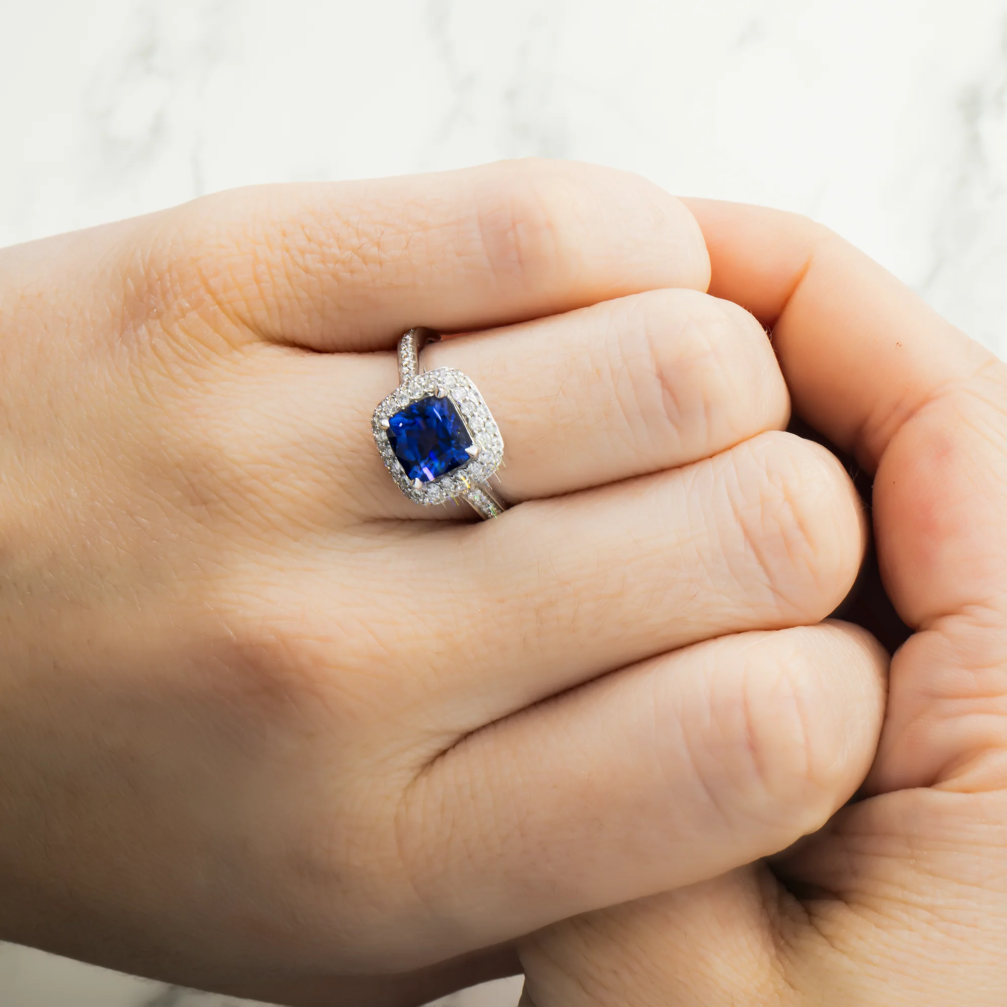 18K White Gold 2.44ct Cushion Cut Sapphire Gemstone & Diamond Ring 3.33ctw - Image 2