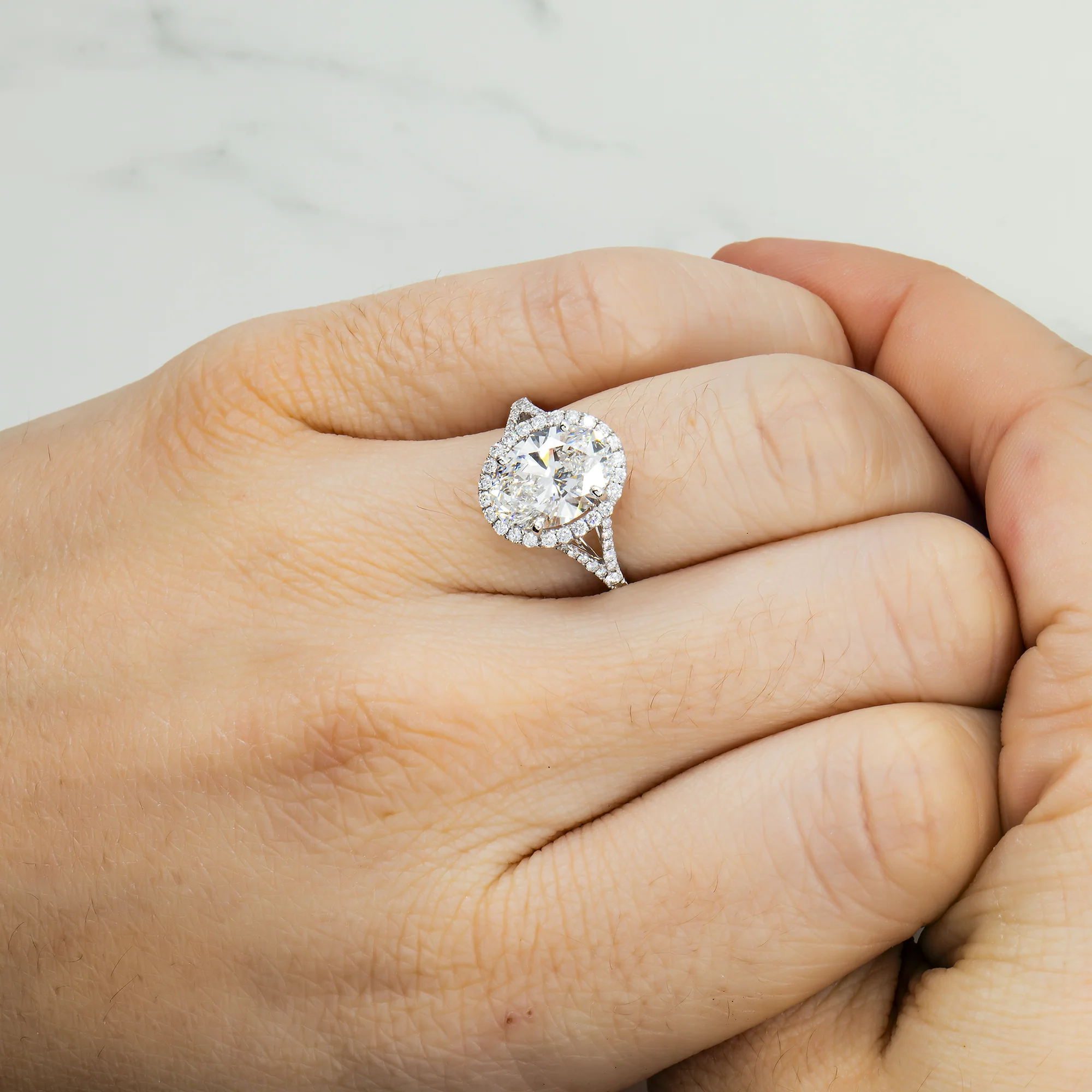 18K White Gold 2.74ct Oval Cut Diamond Engagement Ring 3.29ctw - Image 3