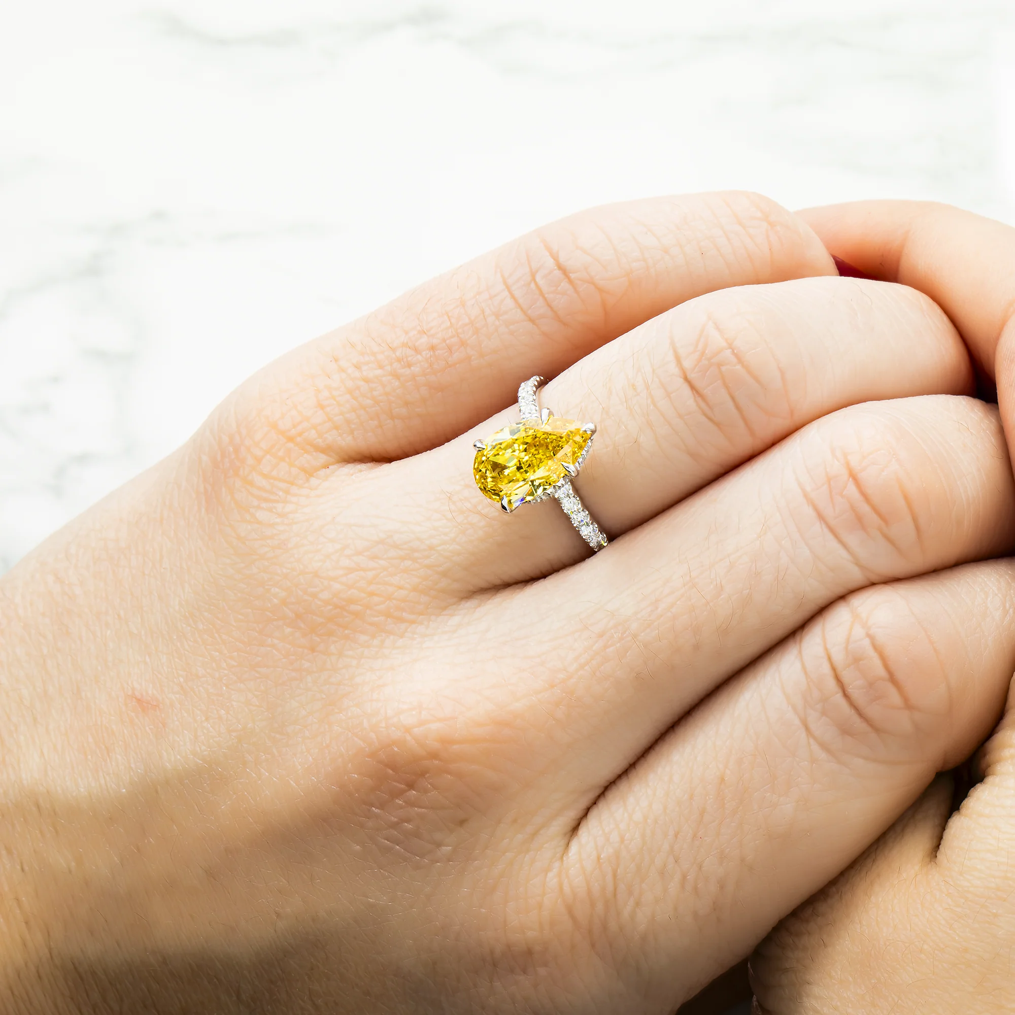 18K White Gold 3.05ct Pear Cut Fancy Vivid Yellow Diamond Ring 3.60ctw - Image 2