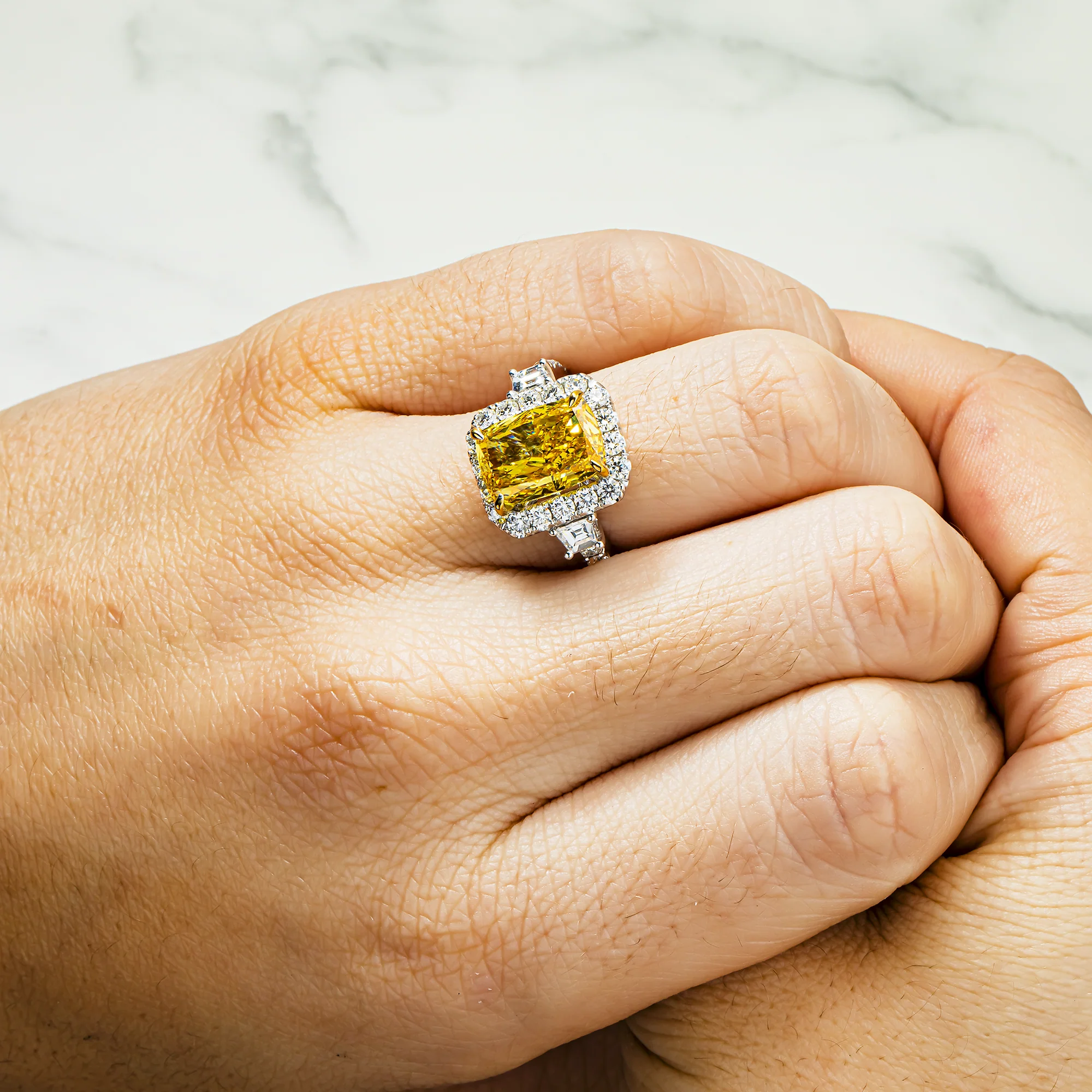 18K White Gold 4.23ct Radiant Fancy Yellow Diamond Ring 5.98ctw - Image 2