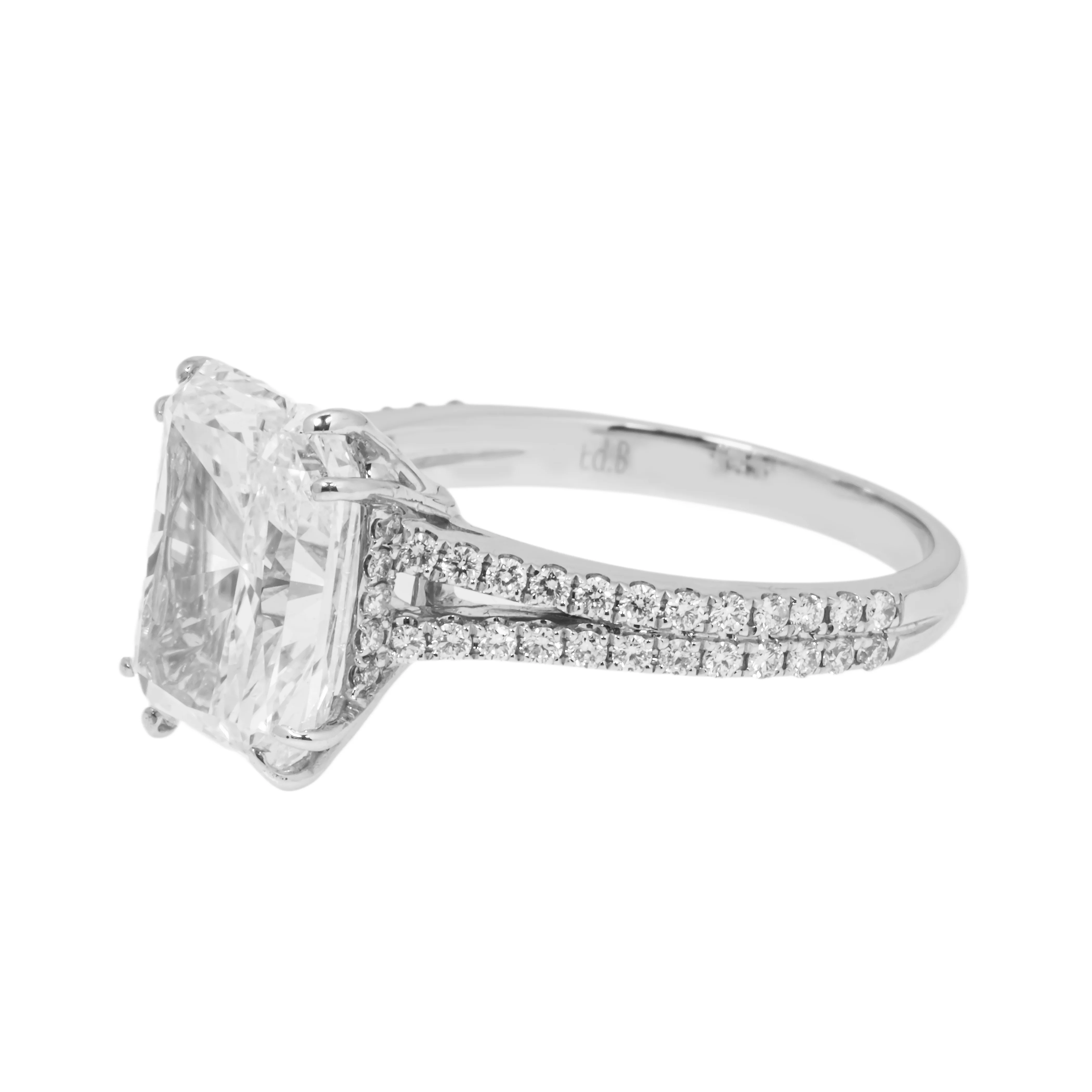 18K White Gold 4.41ct Elongated Cushion Cut Diamond Engagement Ring - Image 3