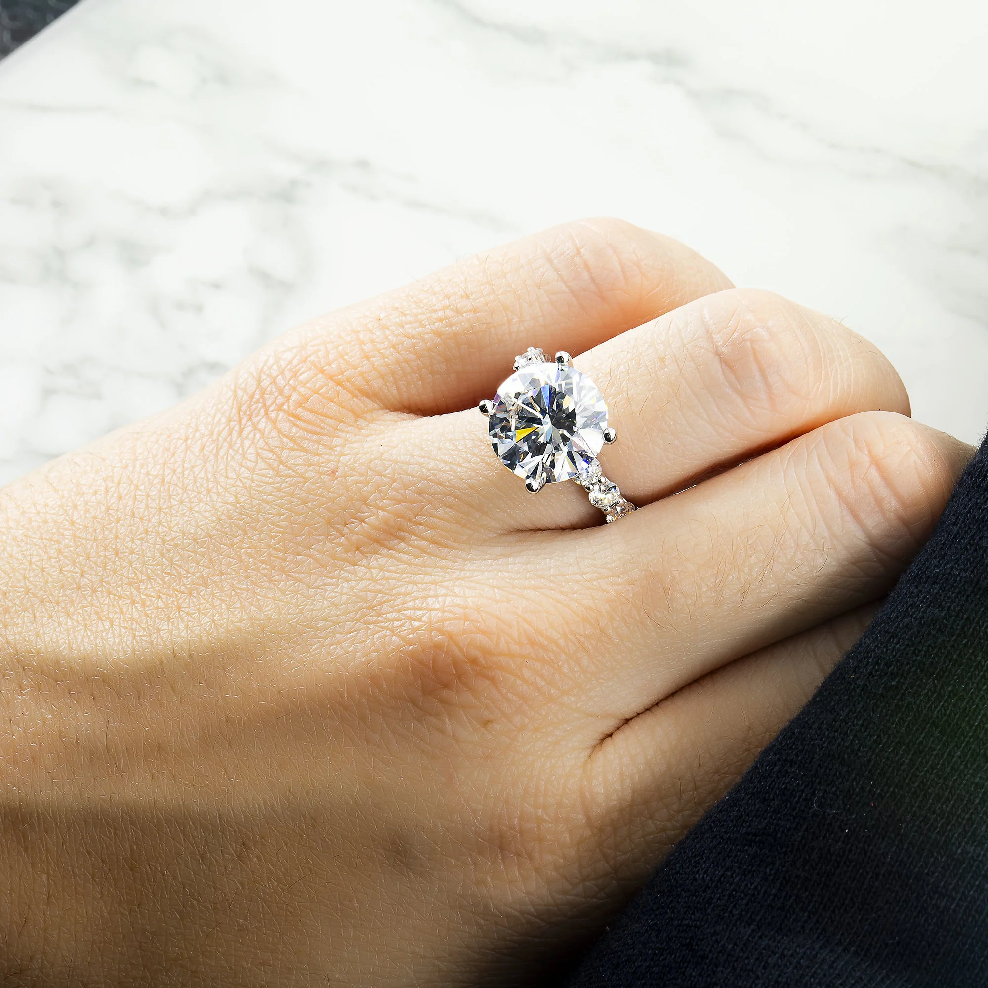 GIA 18K White Gold 7.06ct Round Diamond Engagement Ring 9.81ctw - Image 3