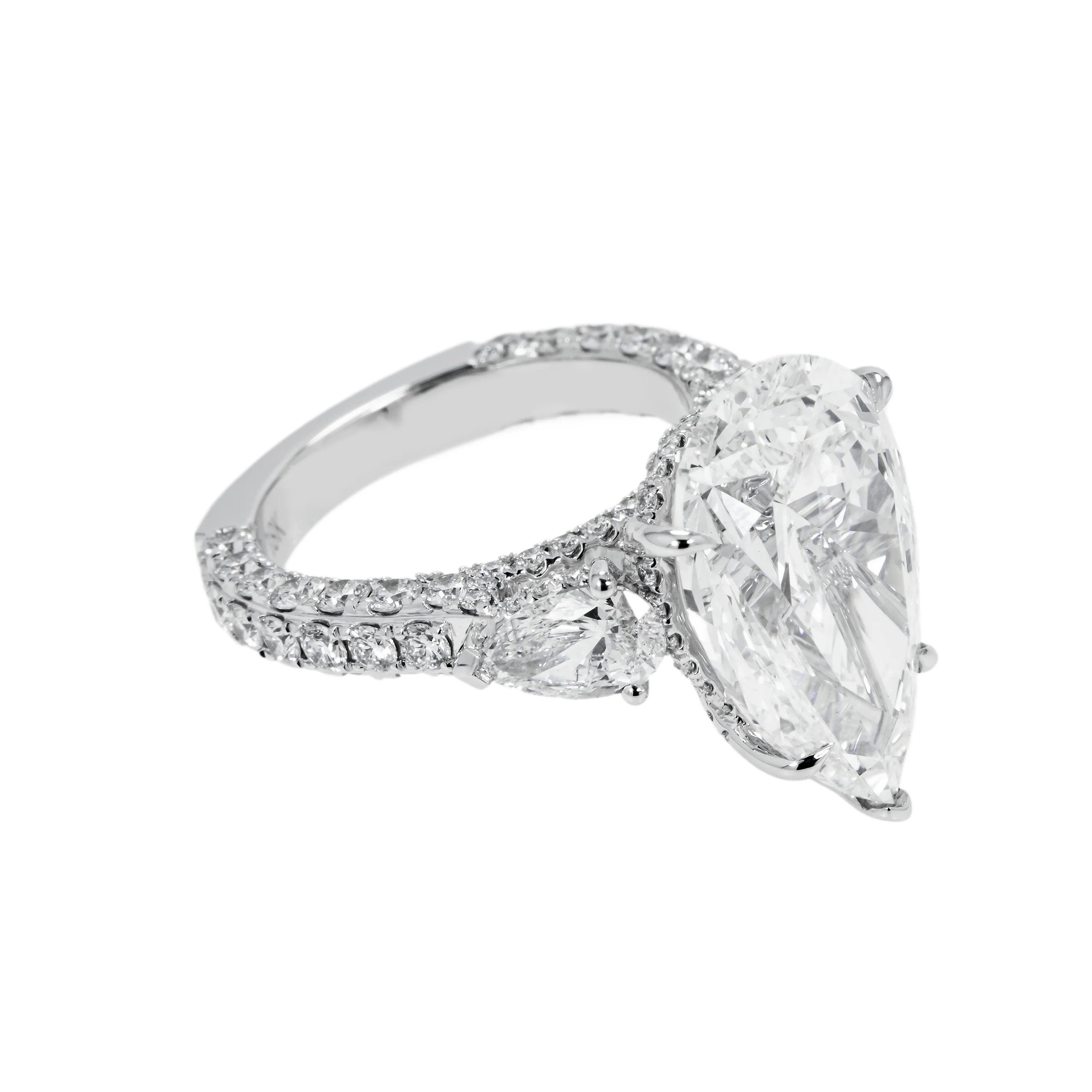 18K White Gold 9.02ct Triple Pear Cut Diamond Engagement Ring 12.22ctw - Image 4