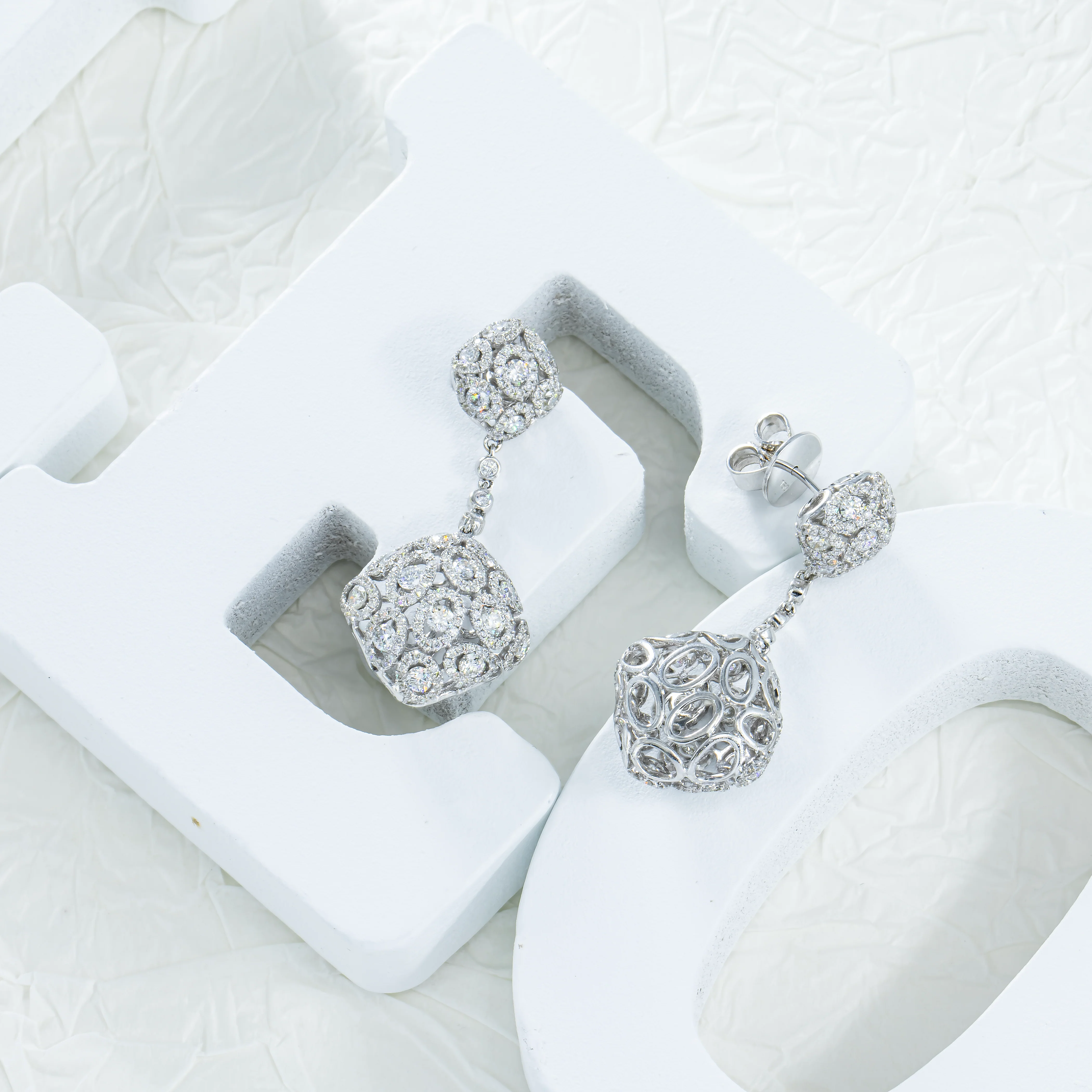 18K White Gold Detailed Diamond Drop Earrings 12.29ctw - Image 3