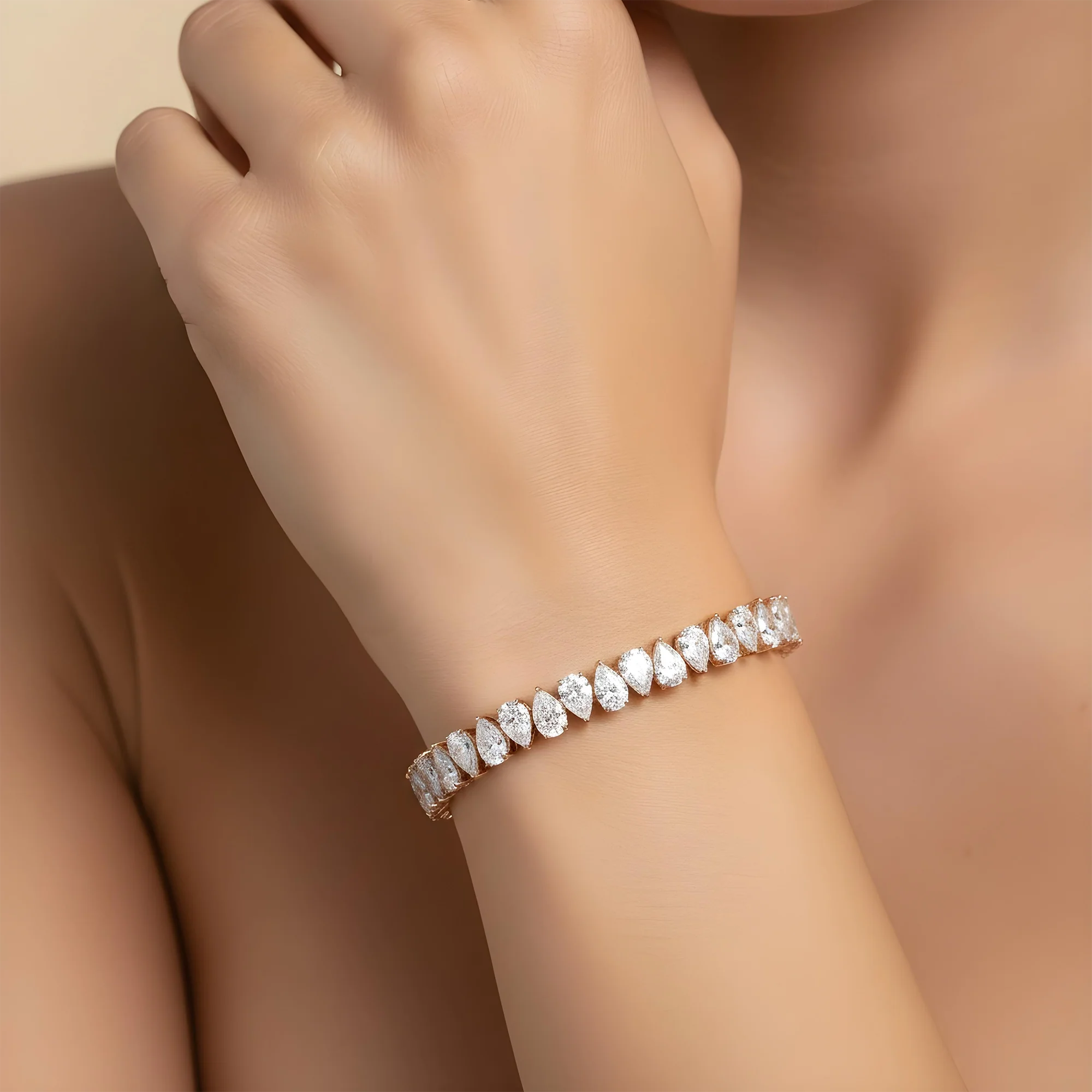 18K White Gold Pear Cut Diamond Tennis Bracelet 17.57ct - Image 7