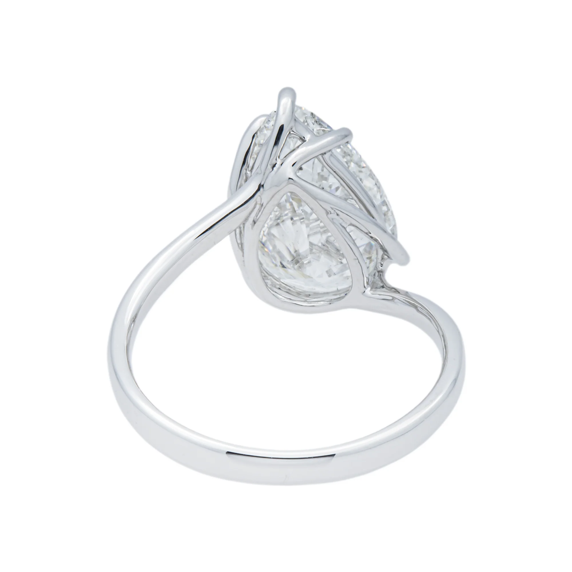 18K White Gold Pear Diamond Solitaire Ring 3.86ctw - Image 4