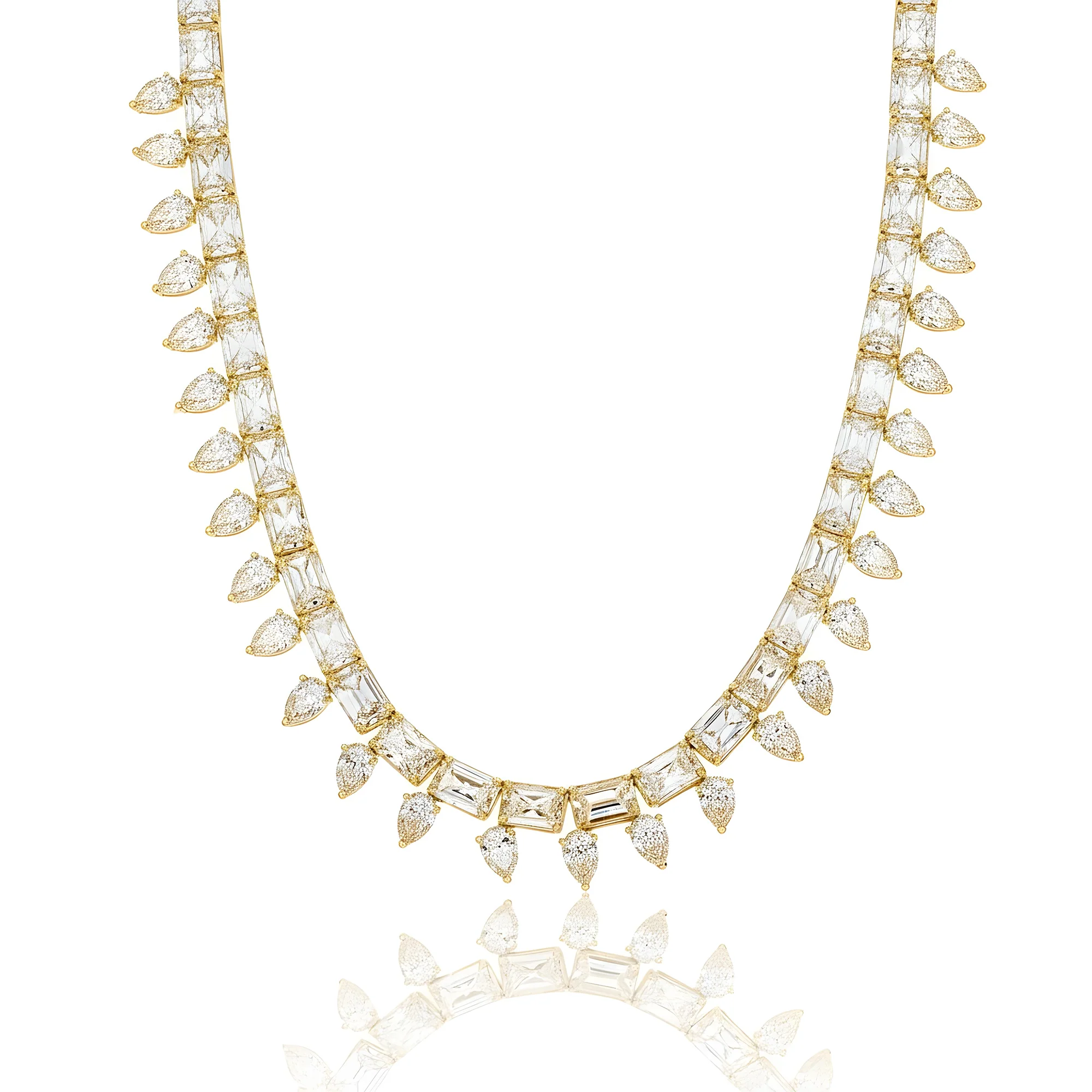 18K White Gold Radiant & Pear cut Diamond Necklace 118ct - Image 5