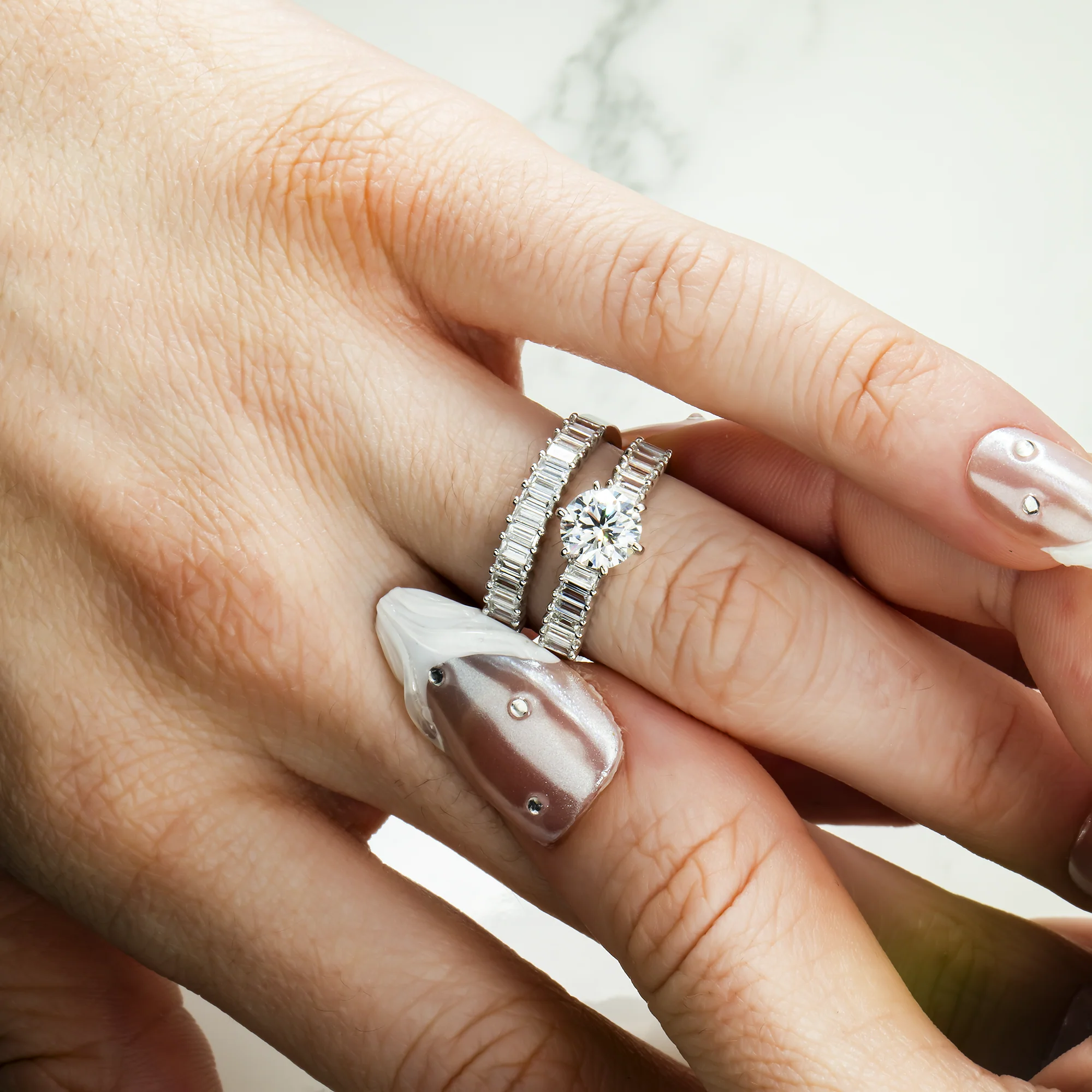 18K White Gold Round & Baguette Diamond Engagement Ring & Wedding Band Set 2.33ctw - Image 3