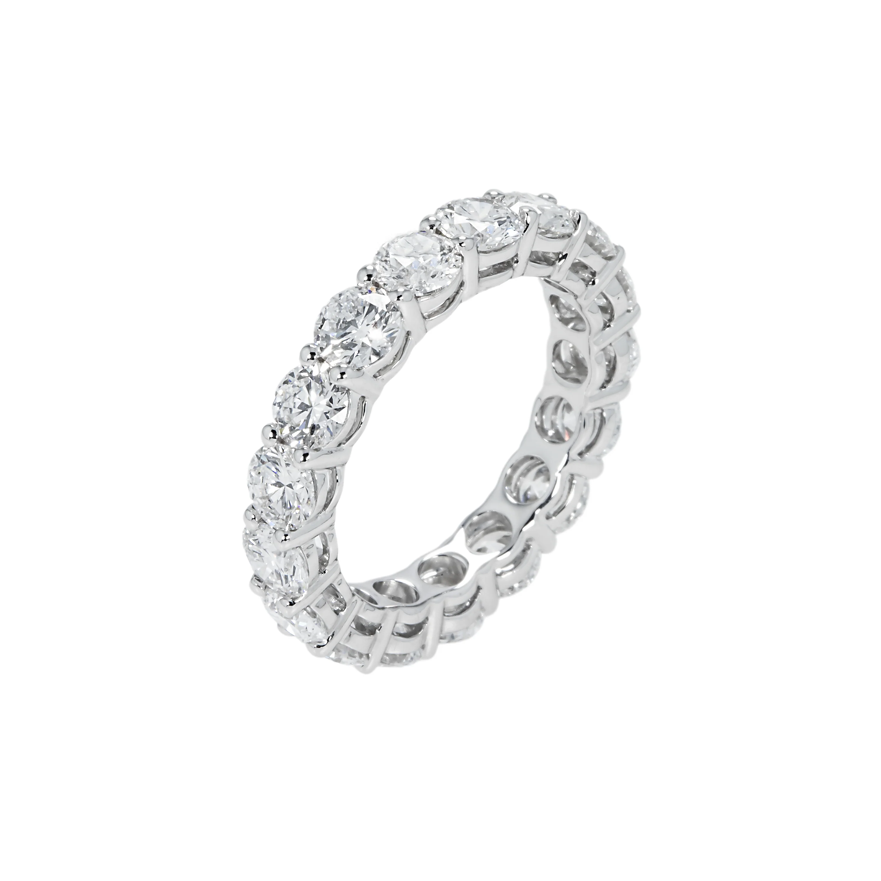 18K White Gold Round Diamond Eternity Ring 4.24ct (size 6-8) - Image 3