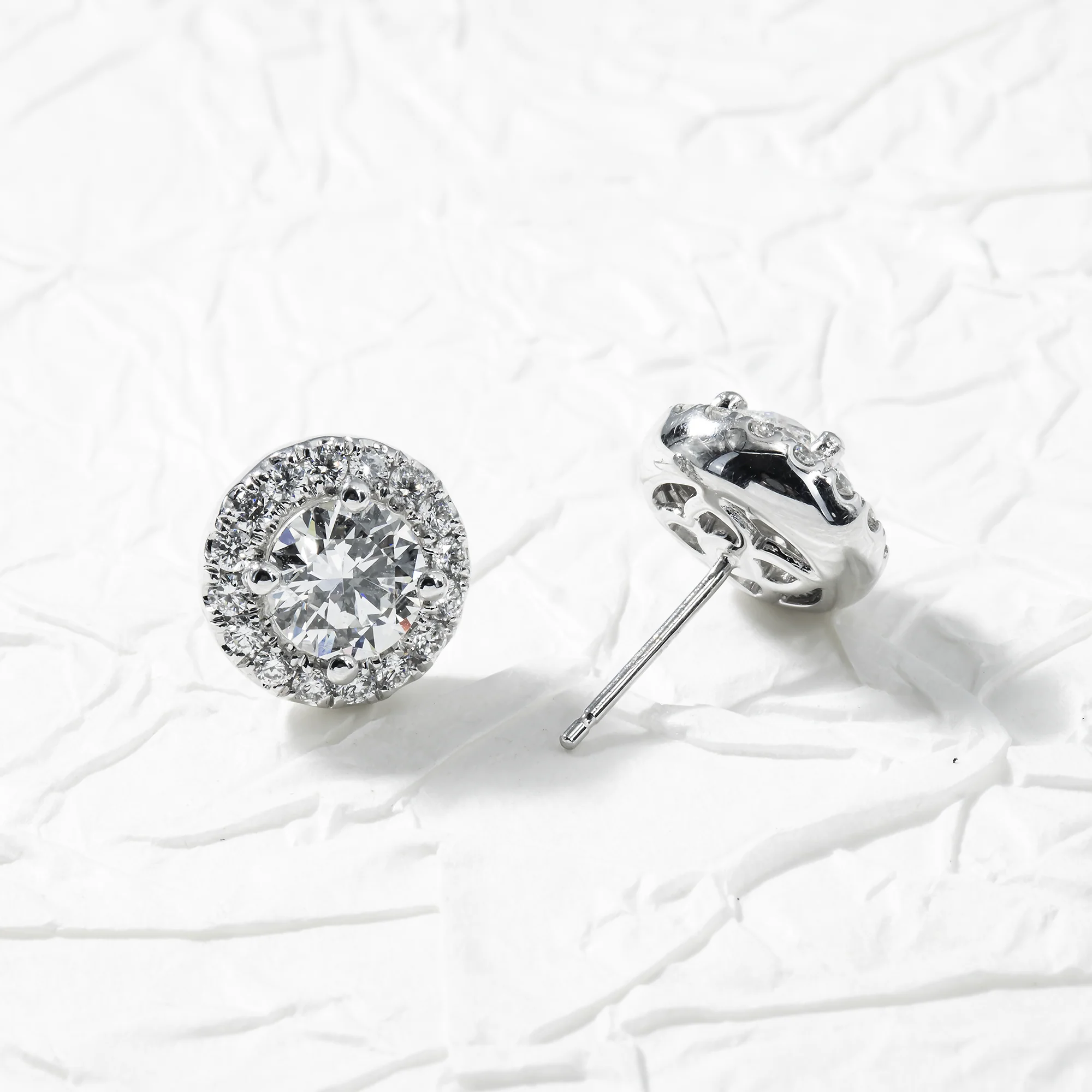 18K White Gold Round Diamond Studs w/ Halo 2.78ctw - Image 3