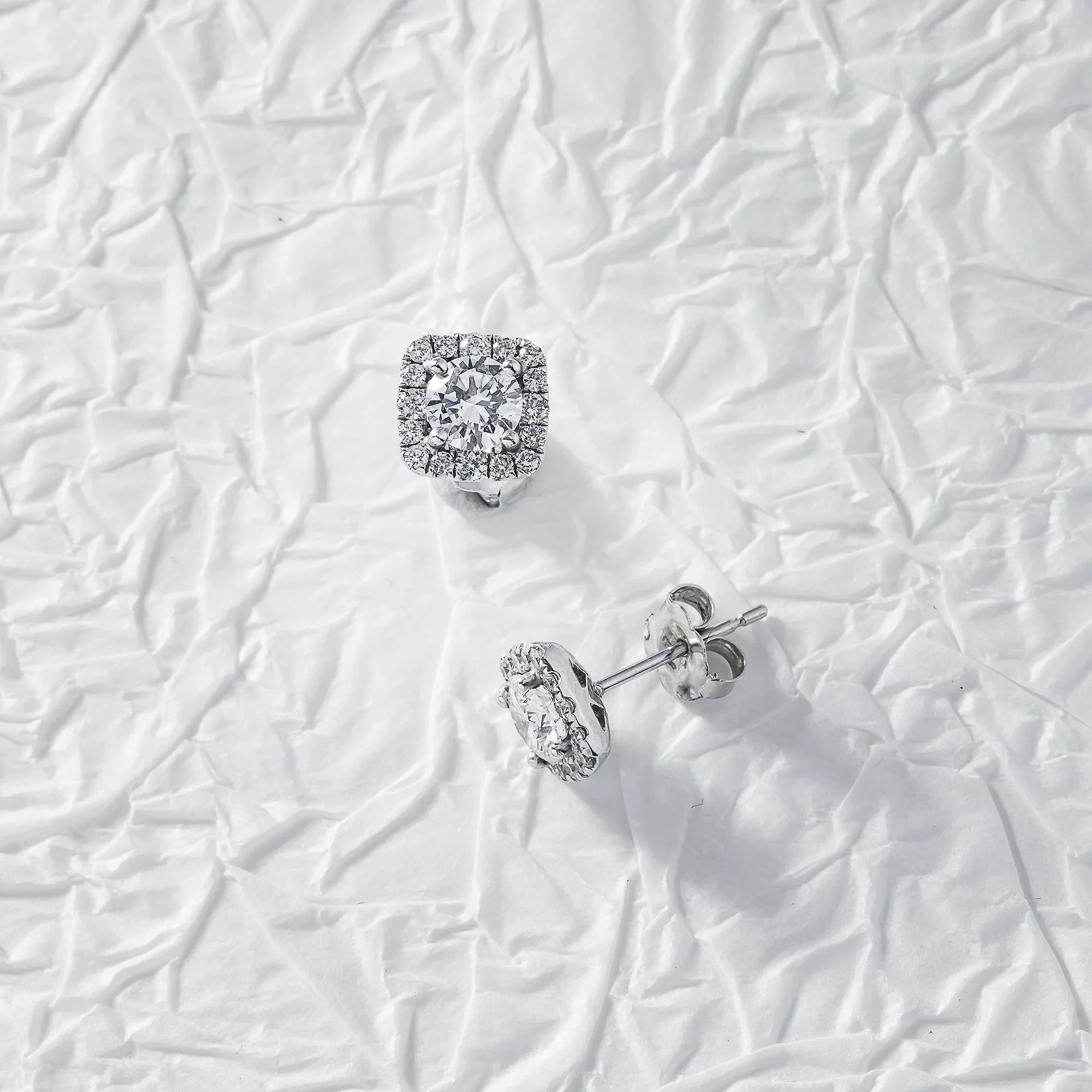 18K White Gold Square Shape Round Cut Diamond Cluster Stud Earrings 1.32ctw - Image 3