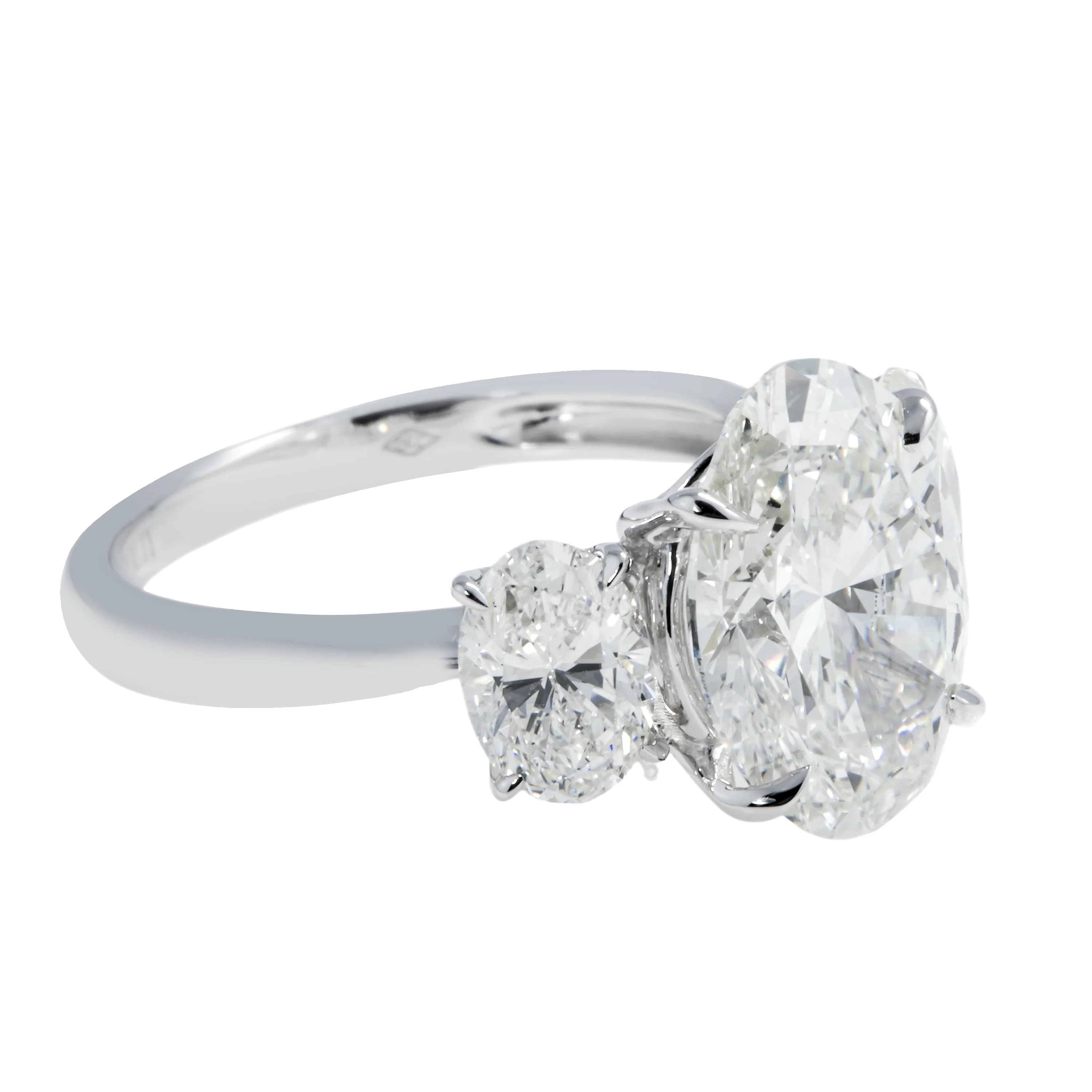 18K White Gold 4.24ct Triple Oval Cut Diamond Engagement Ring 6.01ctw - Image 4
