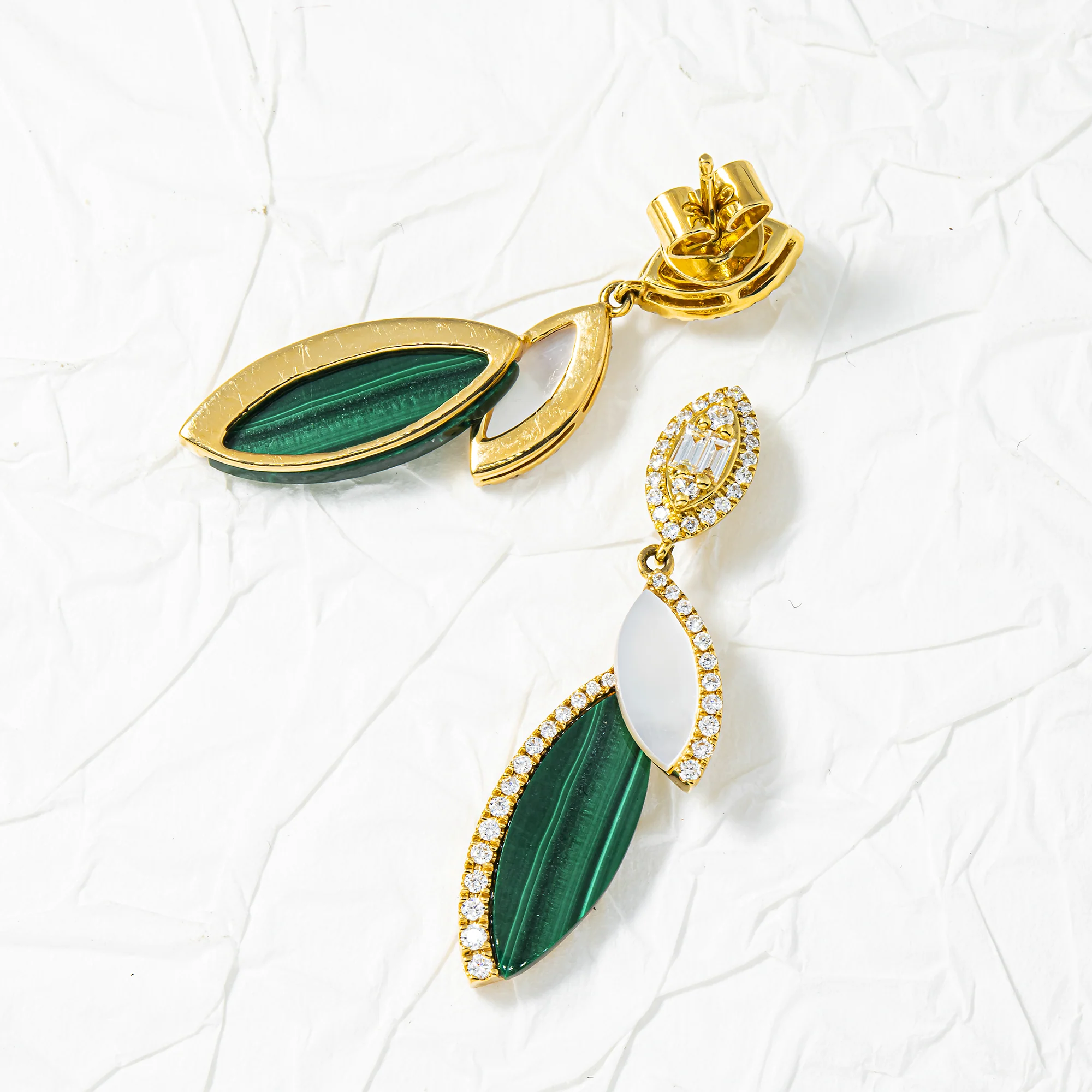 18K Yellow Gold Mother of Pearl/Malachite & Diamond Drop Earrings 0.45ctw - Image 3