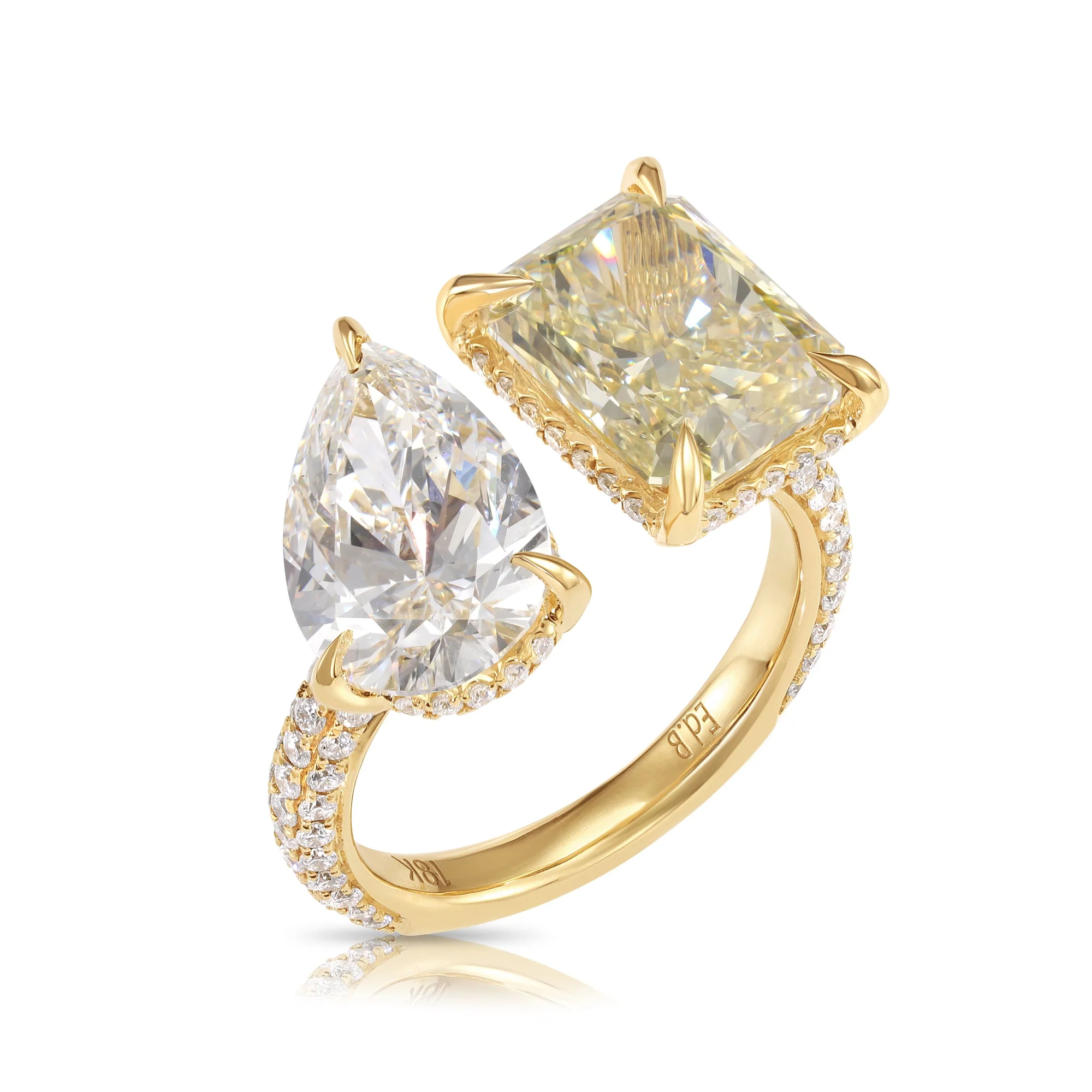 18K Yellow Gold Pear Cut & Fancy Yellow Radiant Cut Diamond Toi et Moi Ring 7.27ctw - Image 4