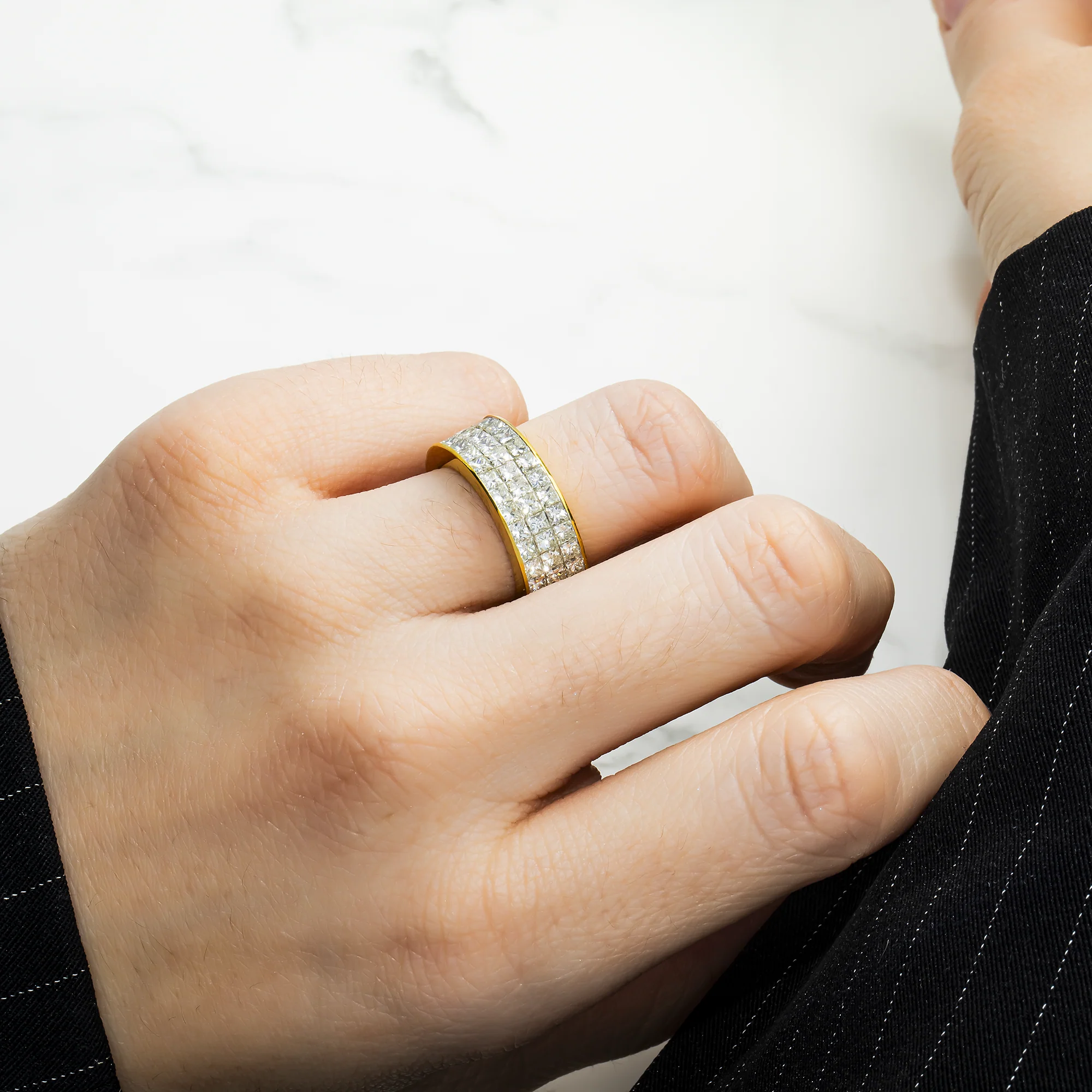 18K Yellow Gold Triple Row Princess Cut Diamond Eternity Ring 6.96ct - Image 2