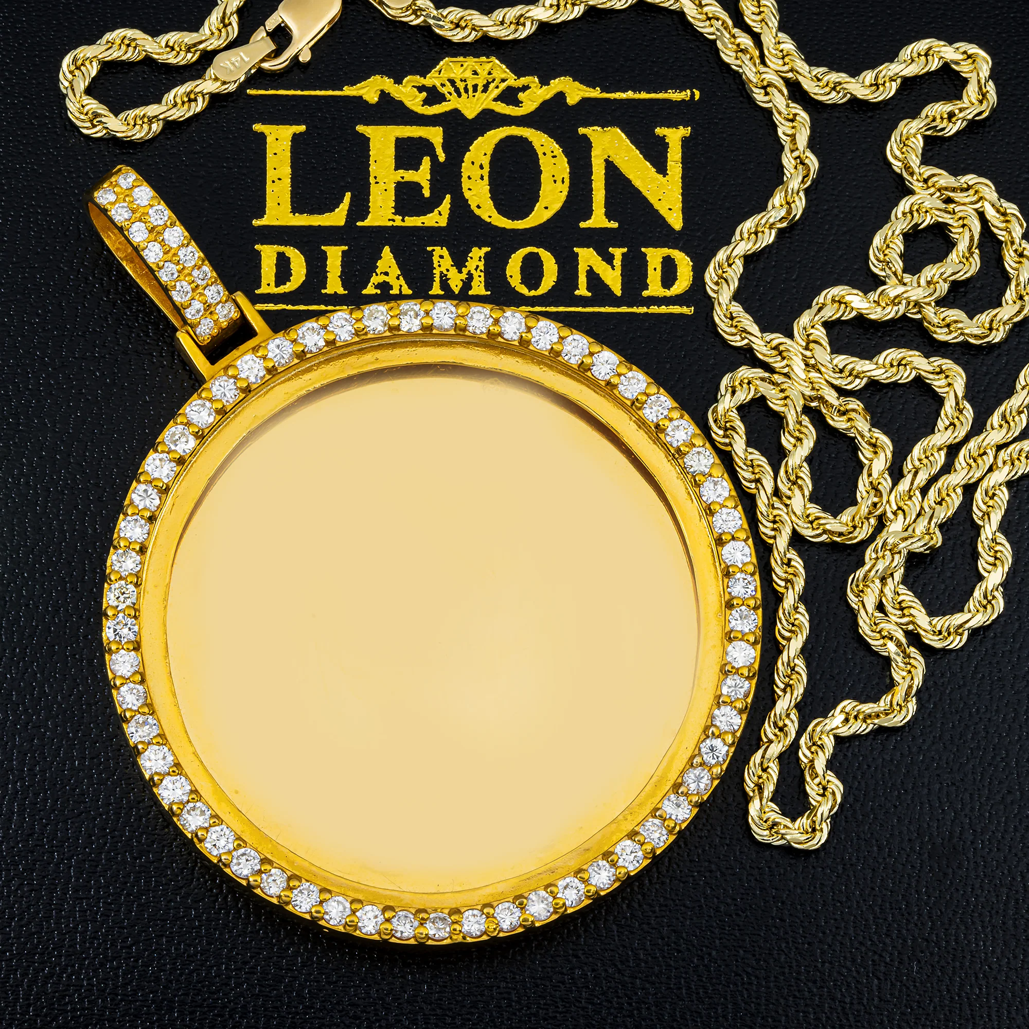 Add Your Own Photo 2" - Solid 14K Yellow Gold Diamond Picture Pendant 3.20ct - Image 4
