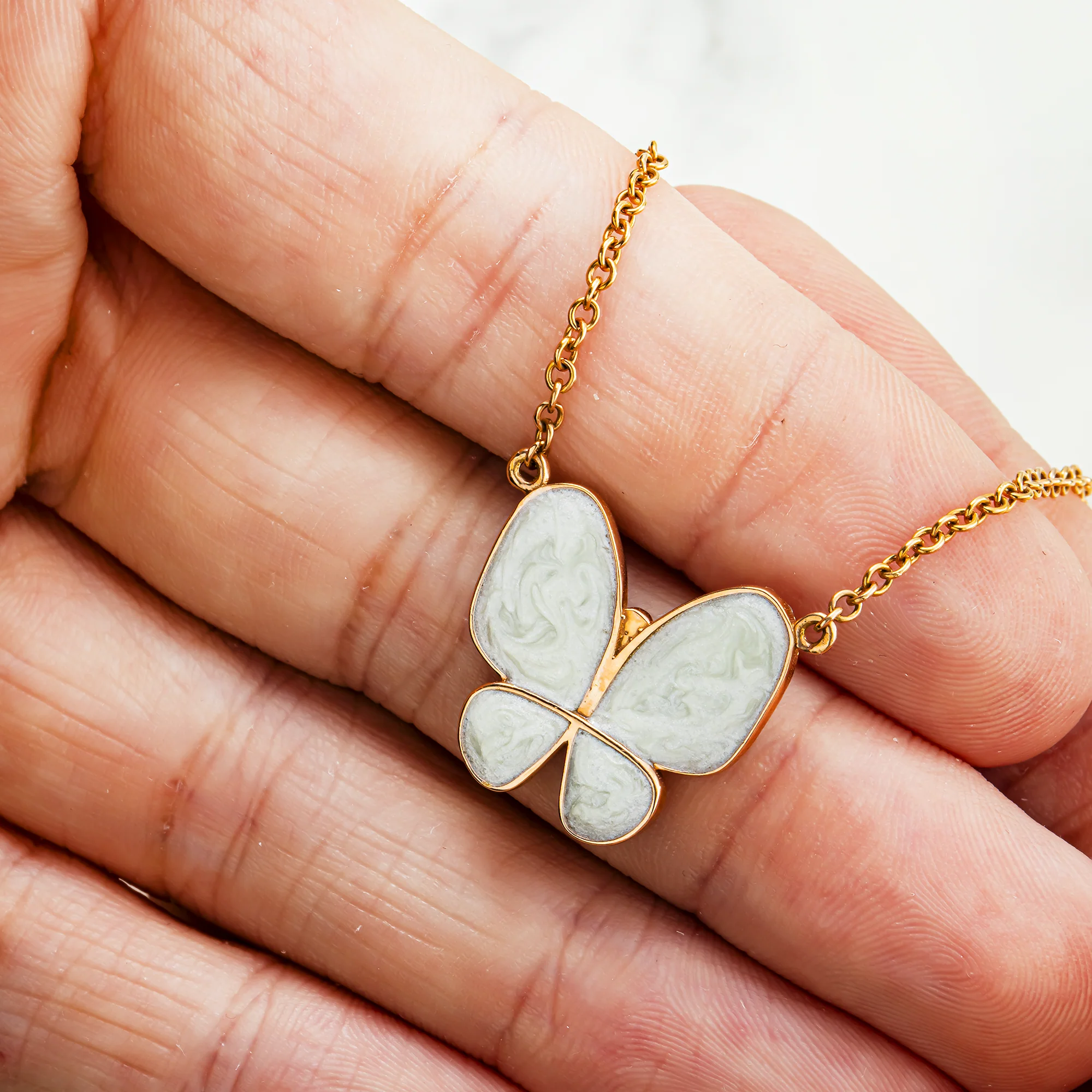 Double Sided - 14K Rose Gold Mother of Pearl & Diamond Butterfly Necklace 1.20ct - Image 4