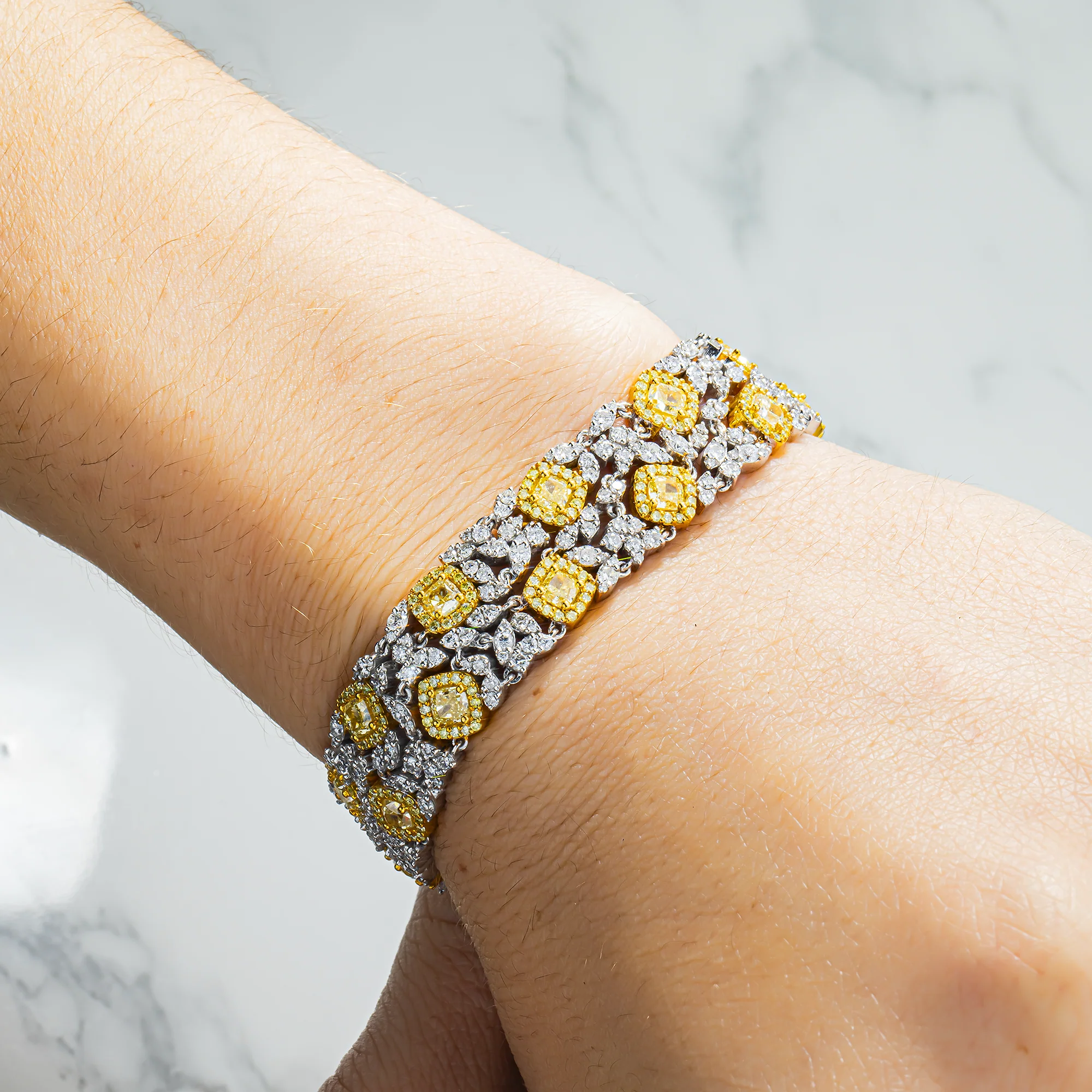 Garden of Roses - 14K Two Tone Canary Yellow & White Diamond Bracelet 14.30ct - Image 2
