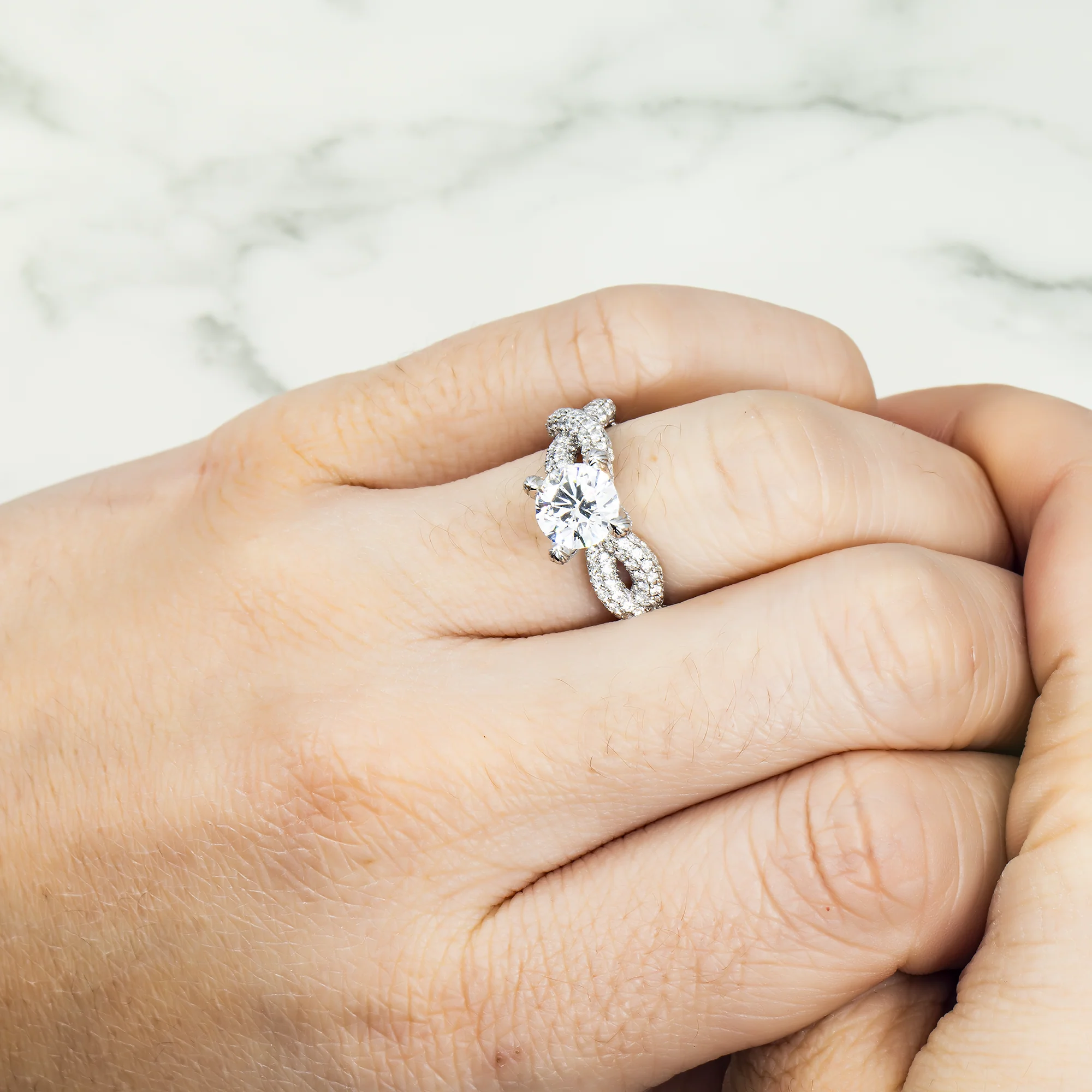 GIA 18K White Gold 1.50ct Round Diamond Infinity Twist Engagement Ring 4.73ctw - Image 3