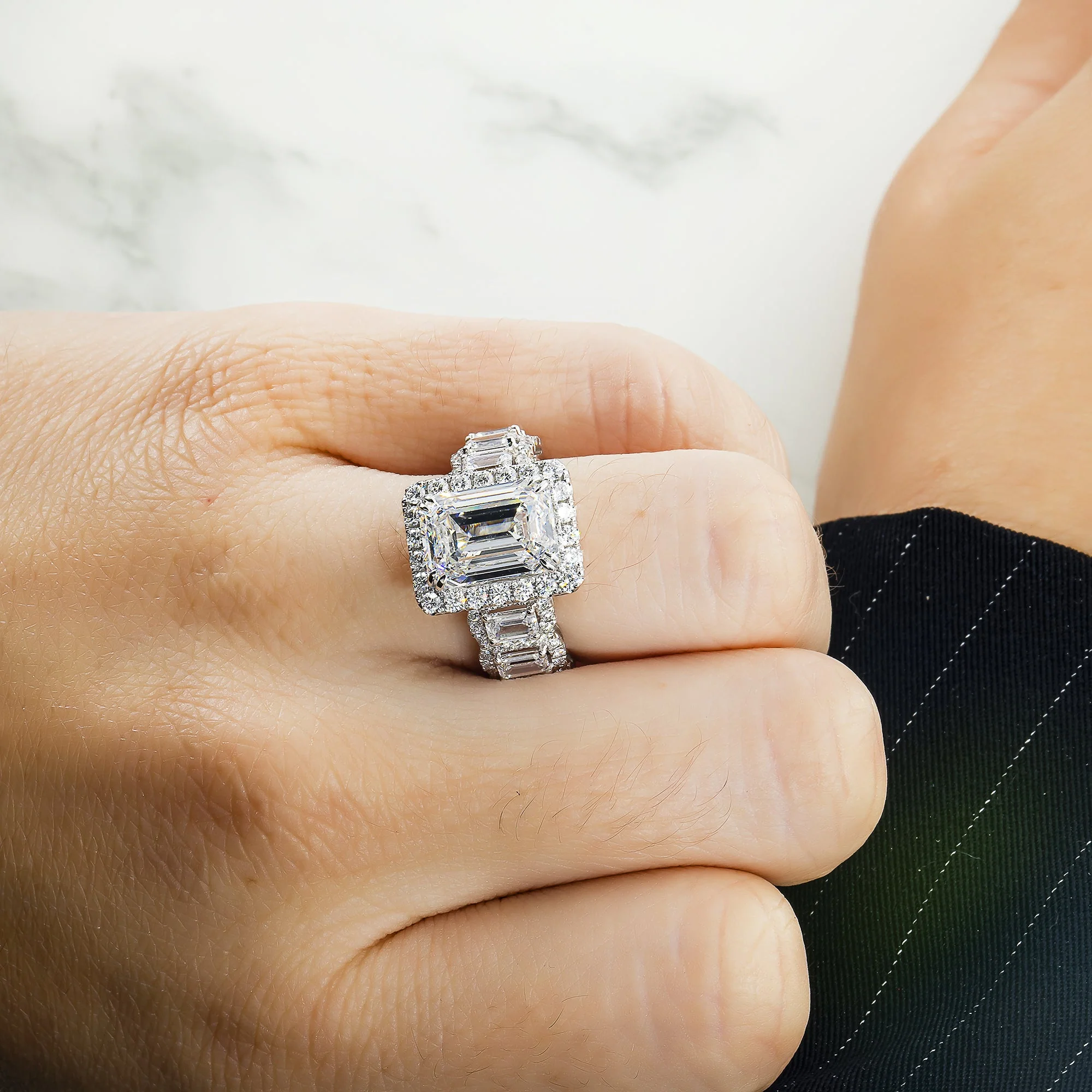 GIA 18K White Gold 5.0ct Emerald Cut Diamond Engagement Ring 8.03ctw - Image 3