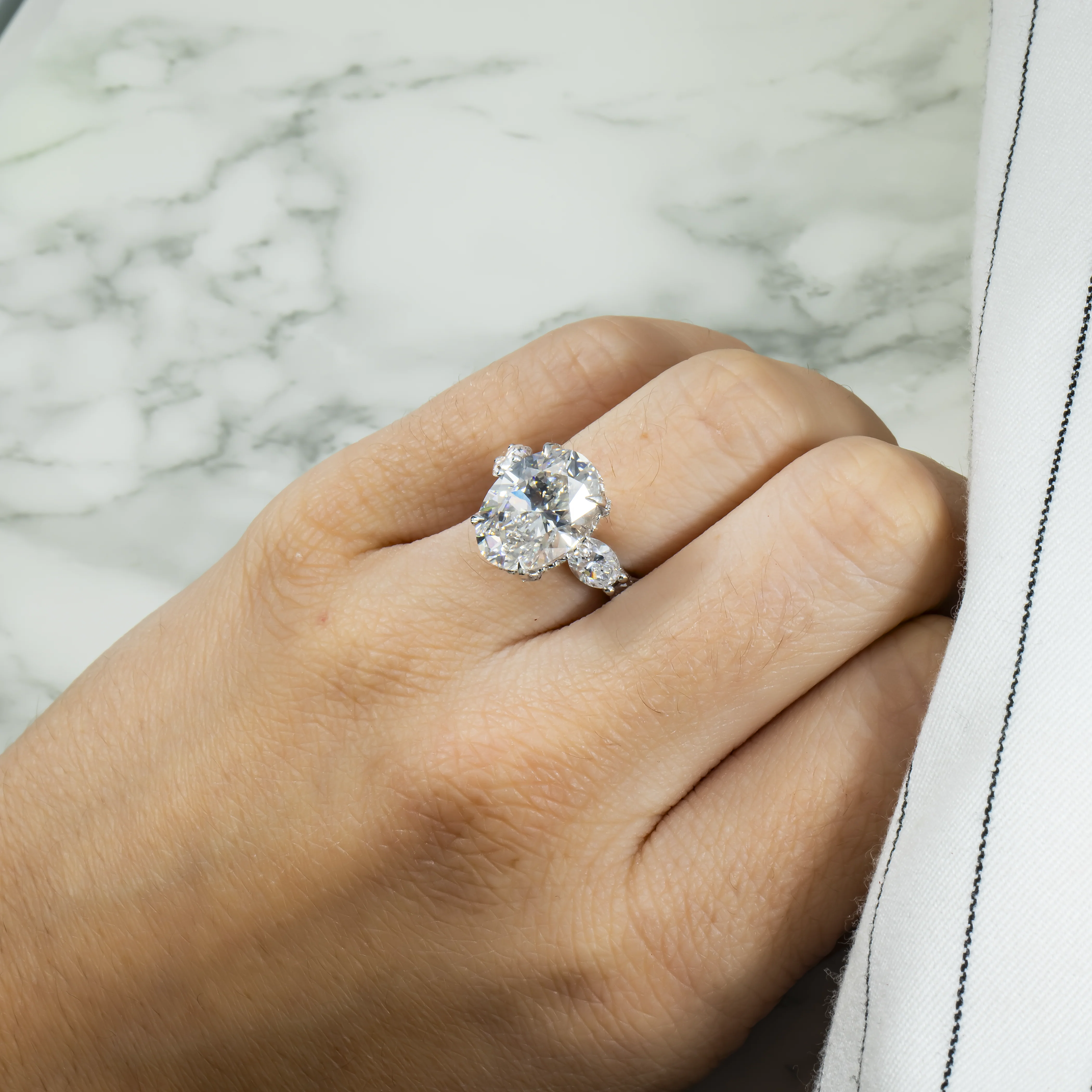 GIA 18K White Gold 6ct Oval Cut Diamond Engagement Ring 9.61ctw - Image 3