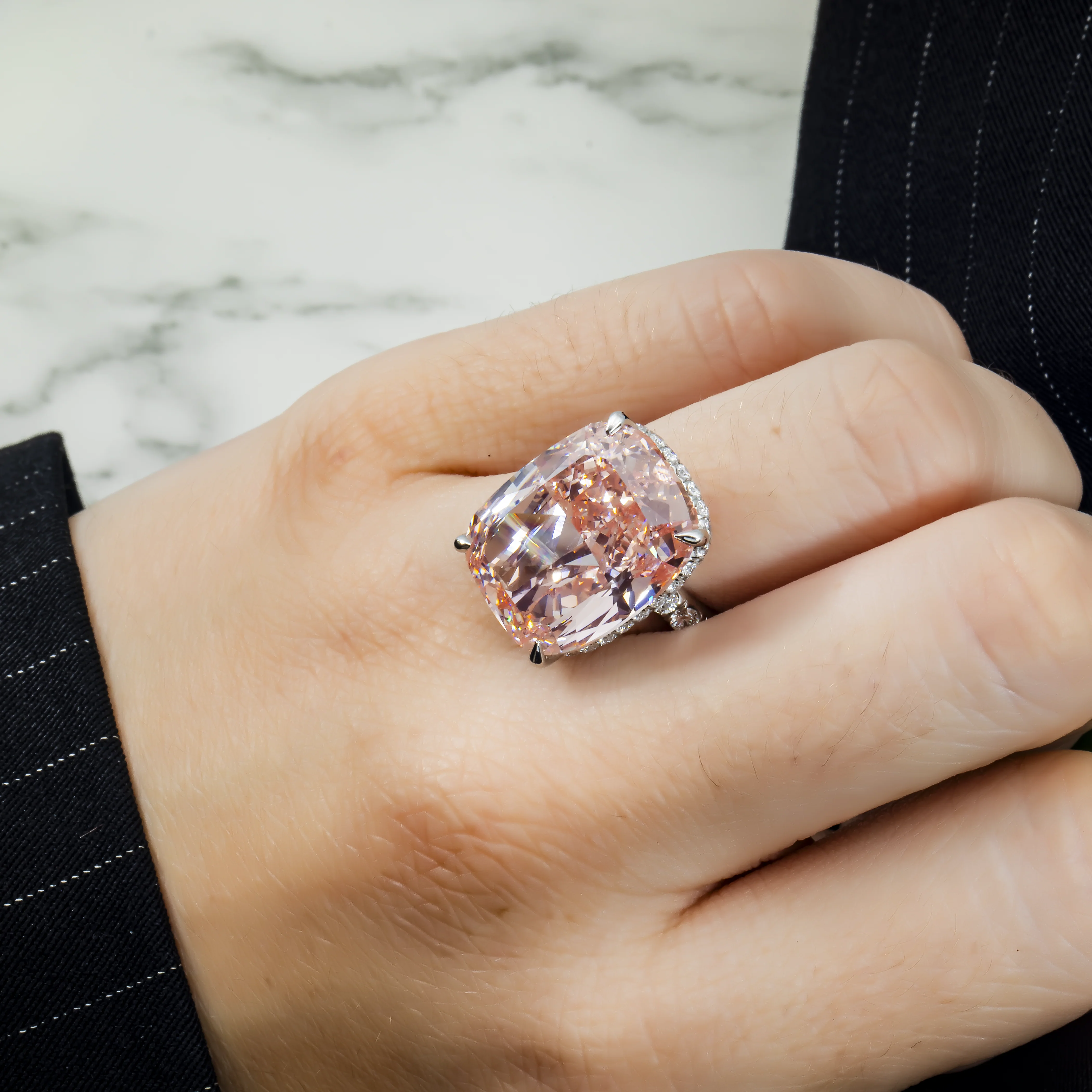 GIA Platinum 20.16ct Cushion Cut Fancy Intense Pink Diamond Ring 21.96ctw - Image 3