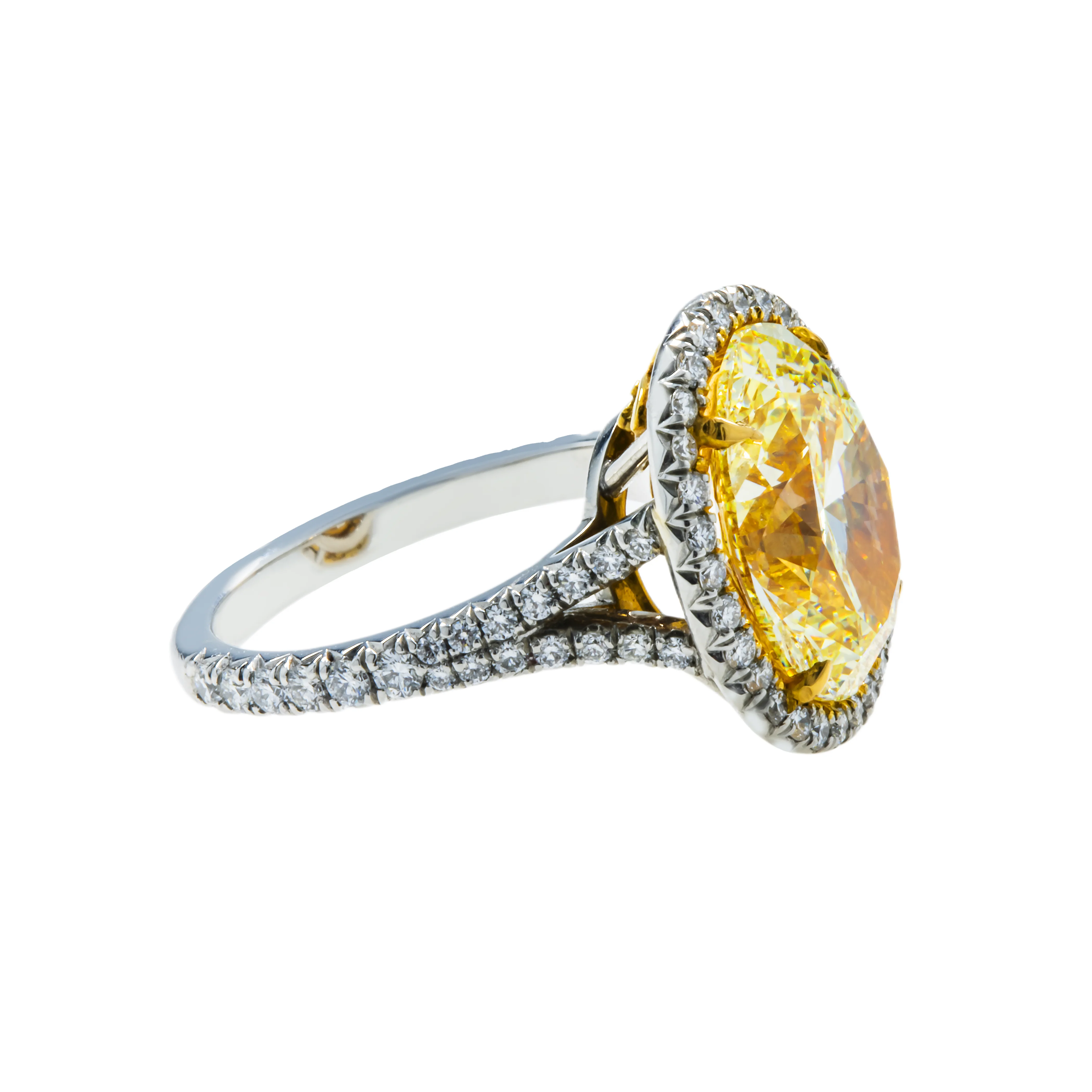 GIA Platinum 5.61ct Oval Cut Canary Yellow Diamond Ring 6.61ctw - Image 5