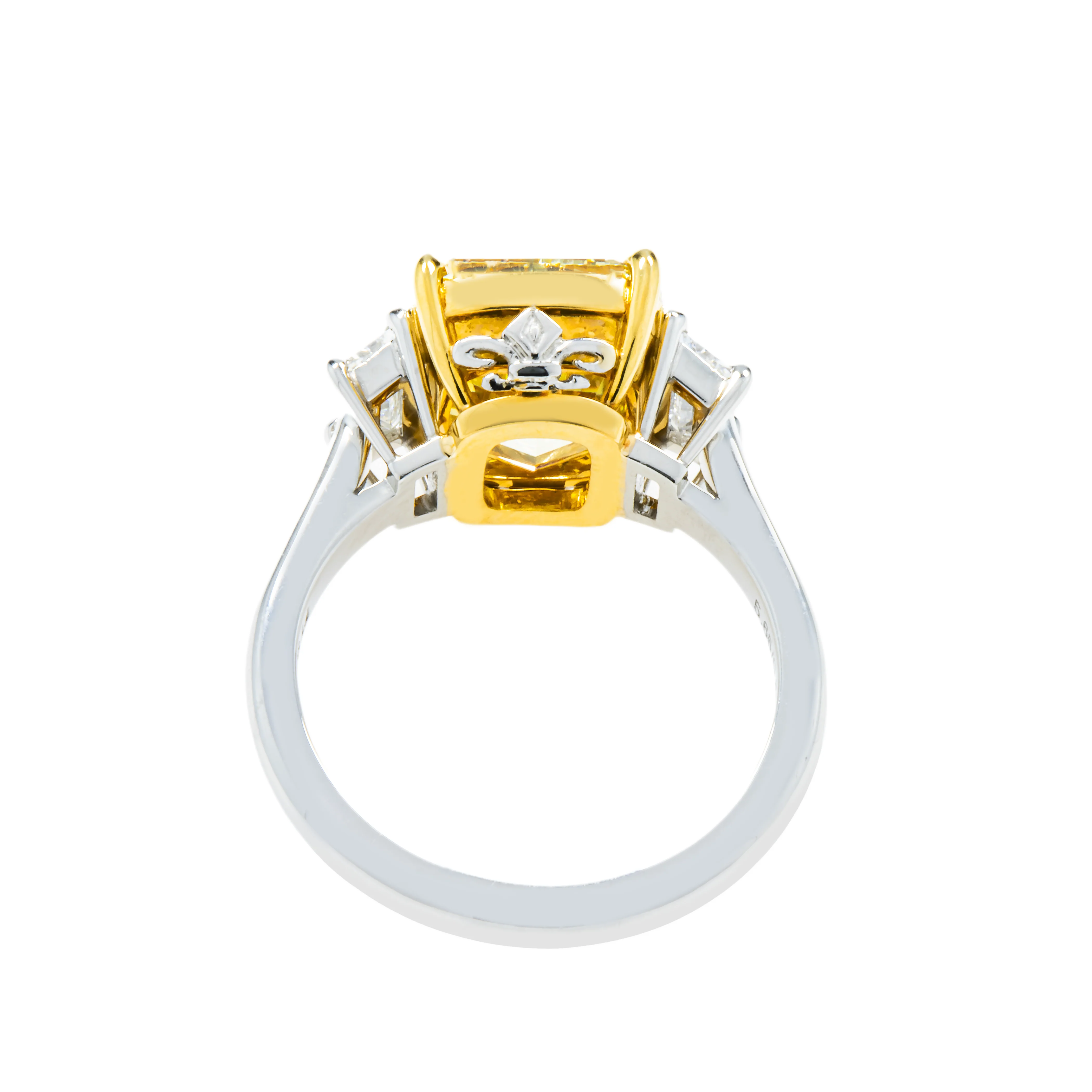 GIA Platinum 5.65ct Cushion Cut Fancy Deep Yellow Diamond Ring 6.21ctw - Image 5