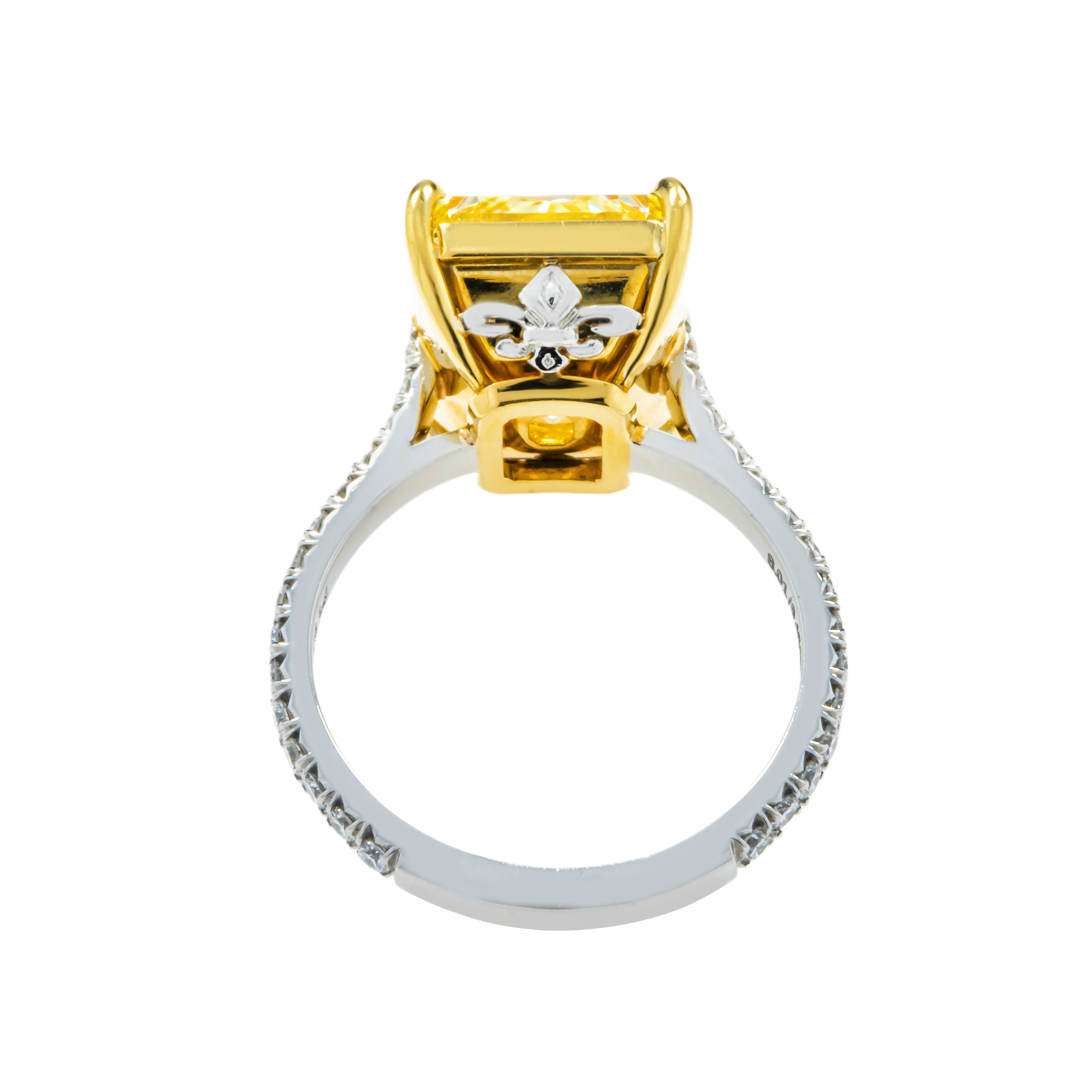 GIA Platinum 8.01ct Radiant Cut Fancy Yellow Diamond Ring 8.46ctw - Image 5