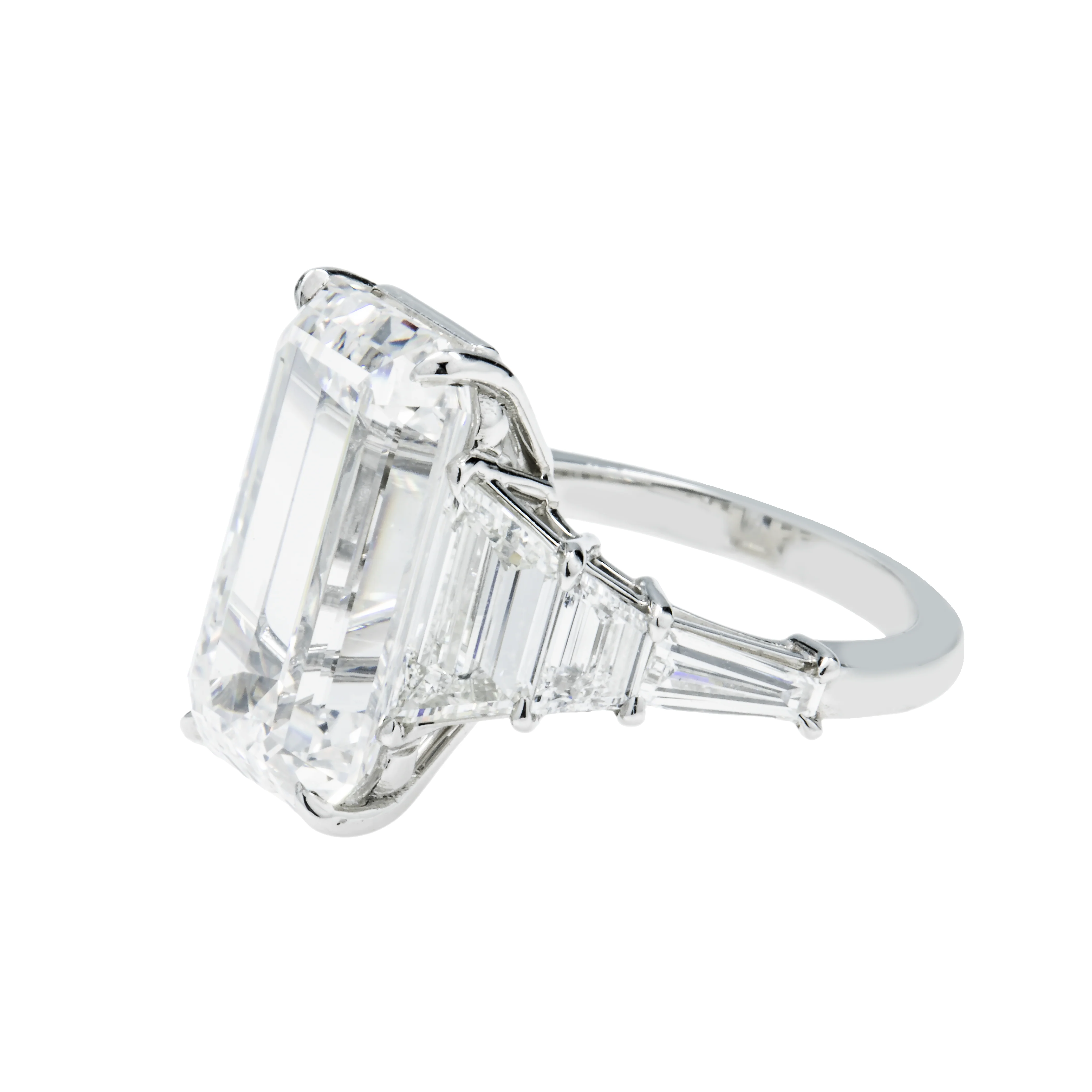 Hall Of Mirrors GIA Platinum 10.77ct Emerald Cut Diamond Engagement Ring 13.68ctw - Image 6