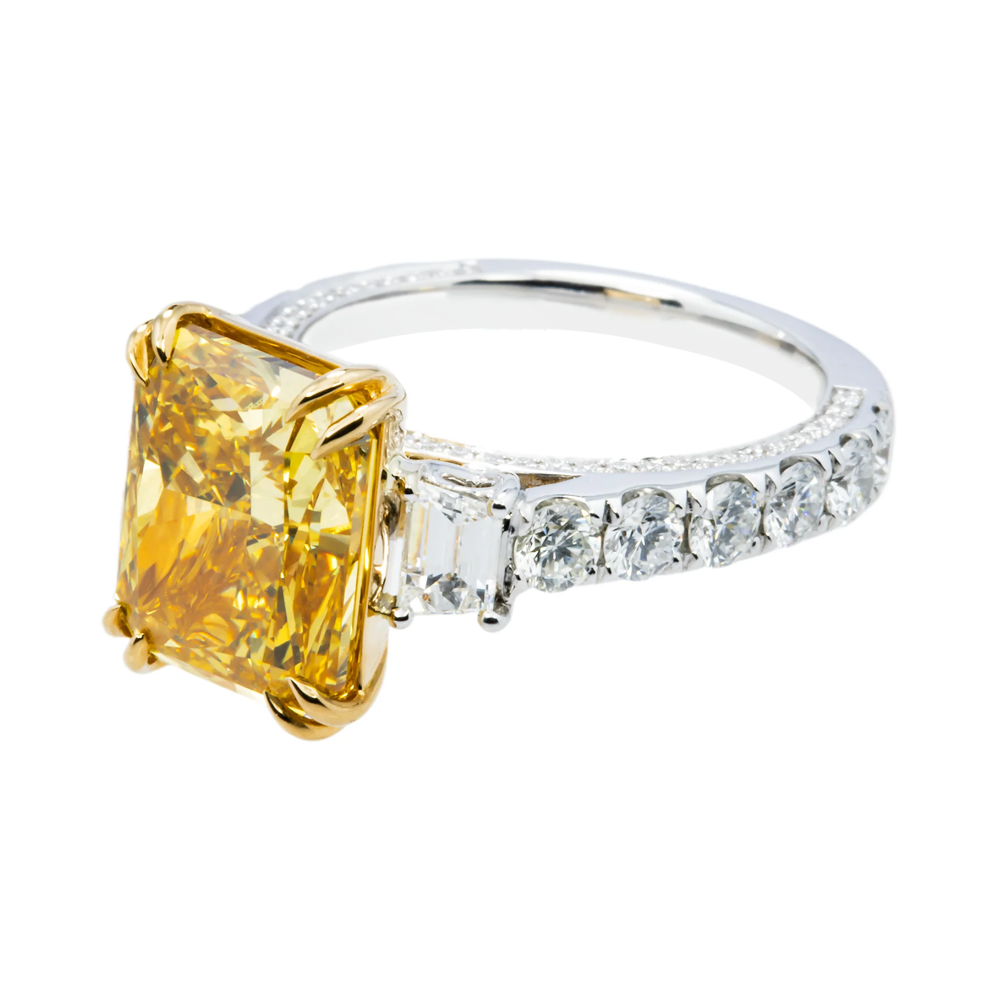 18K Two Tone 5.75ct Radiant Cut Fancy Yellow Diamond Ring 7.15ctw - Image 5