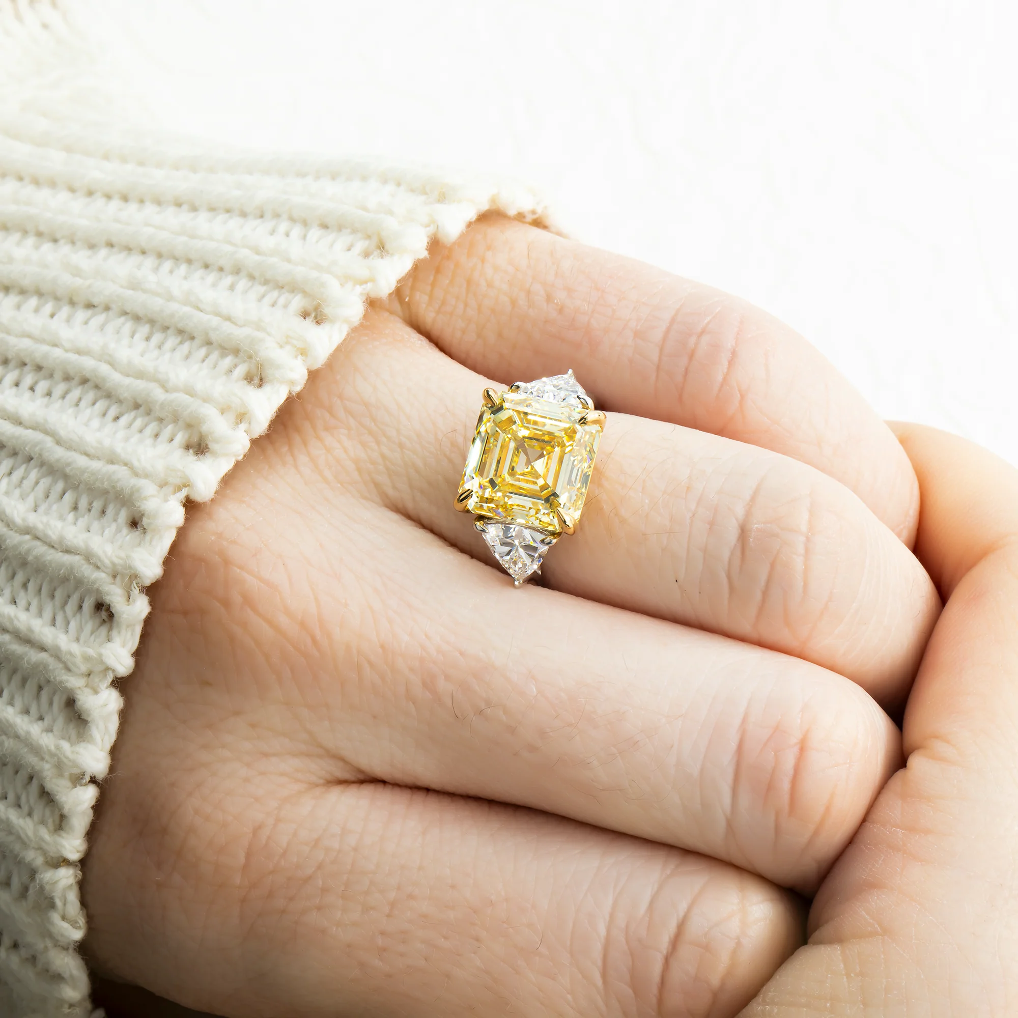18K Two Tone 7.52ct Asscher Cut Fancy Yellow Diamond Ring 8.77ctw - Image 3