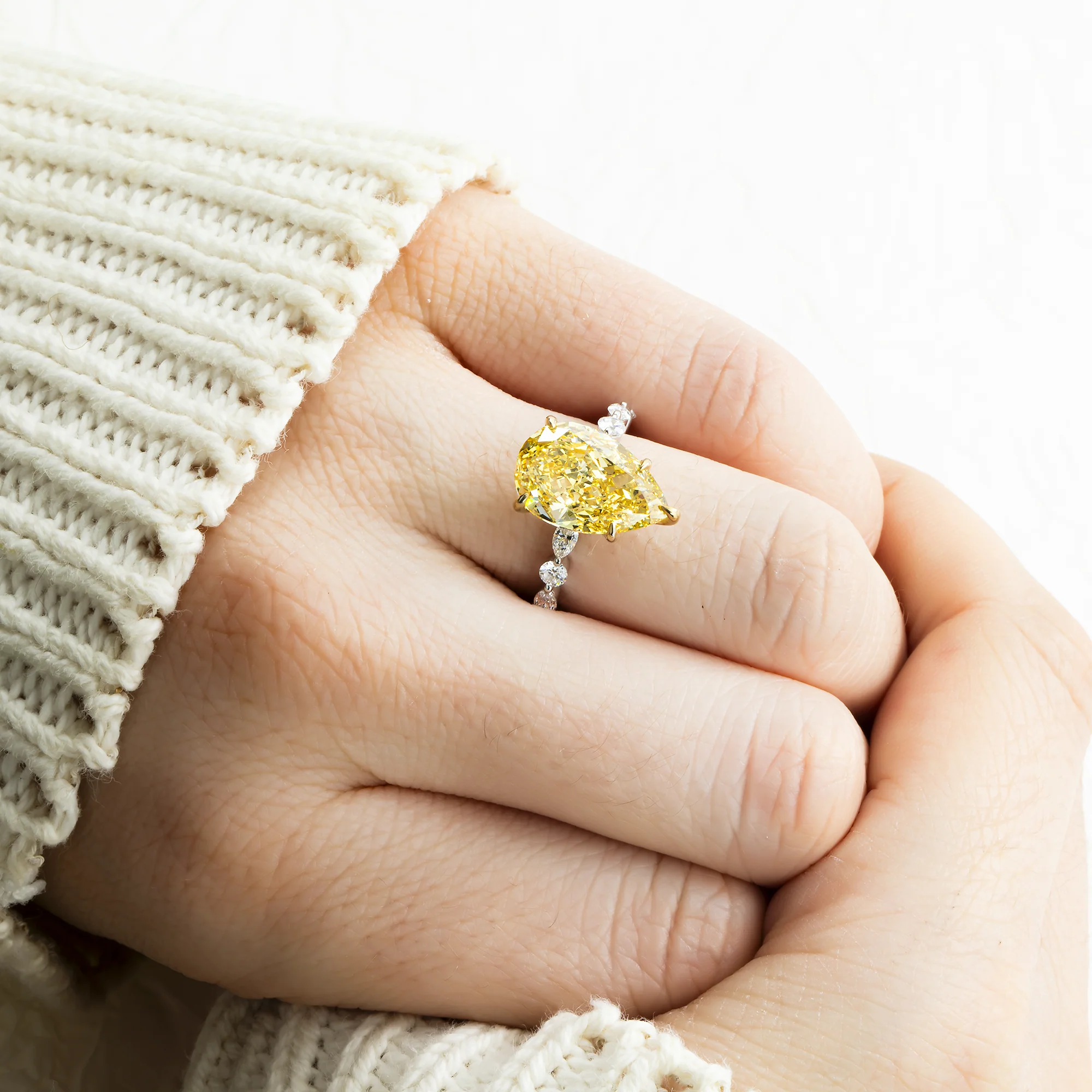 18K White Gold 5.44ct Pear Cut Fancy Yellow Diamond Ring 6.49ctw - Image 2