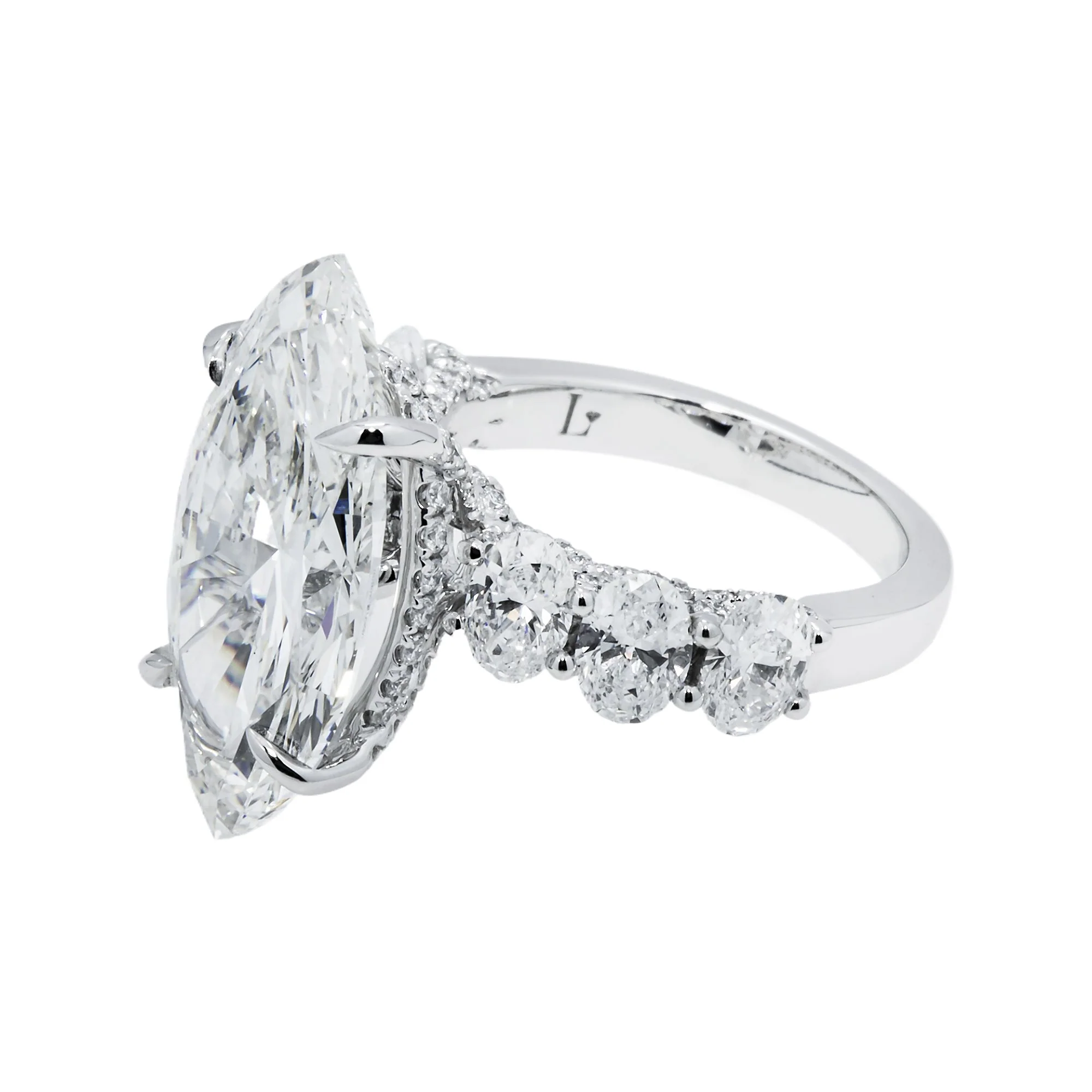IGI 18K White Gold 8.03ct Marquise Cut Diamond Engagement Ring 10.78ctw - Image 4