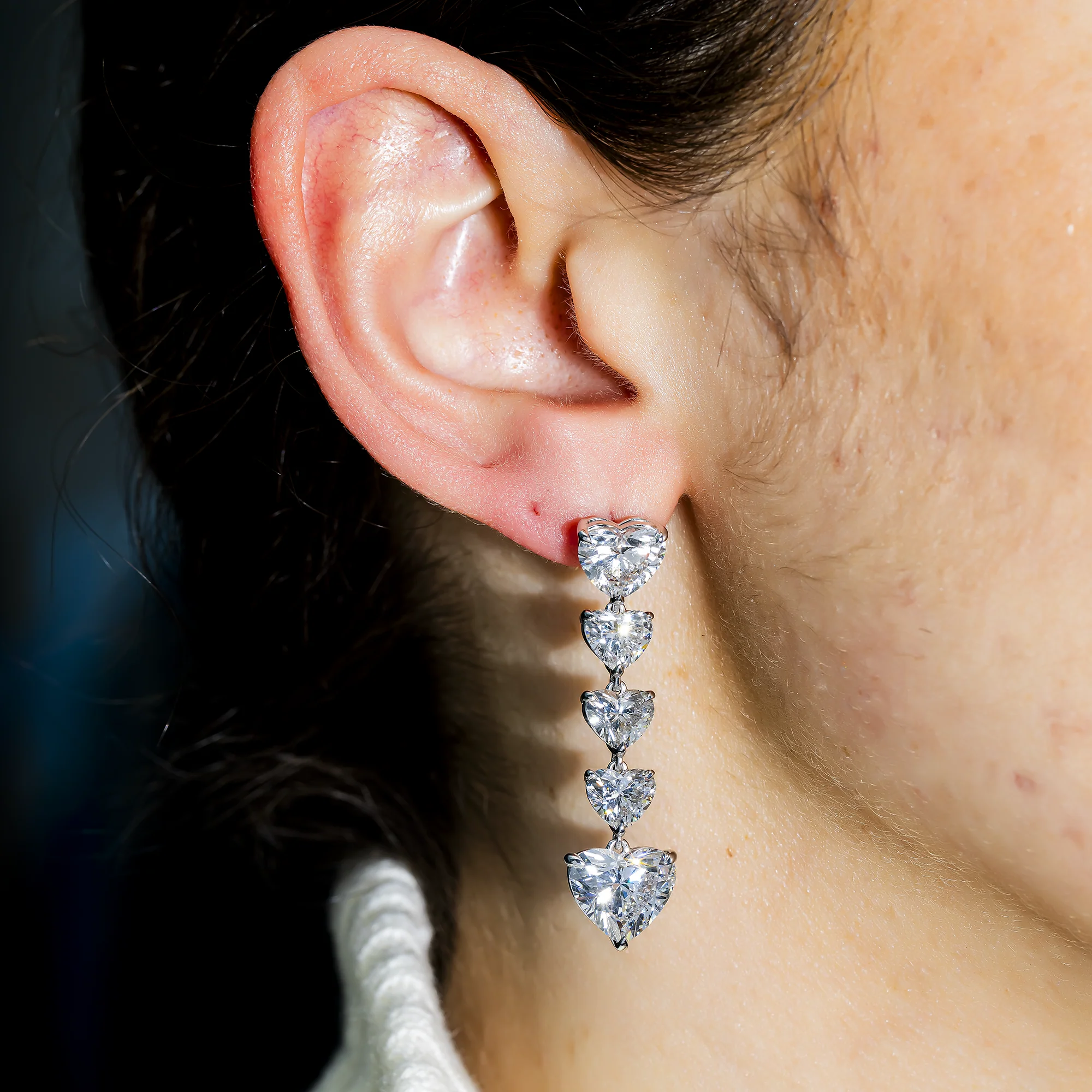 IGI 18K White Gold String of Hearts Diamond Drop Earrings 18.61ctw - Image 2