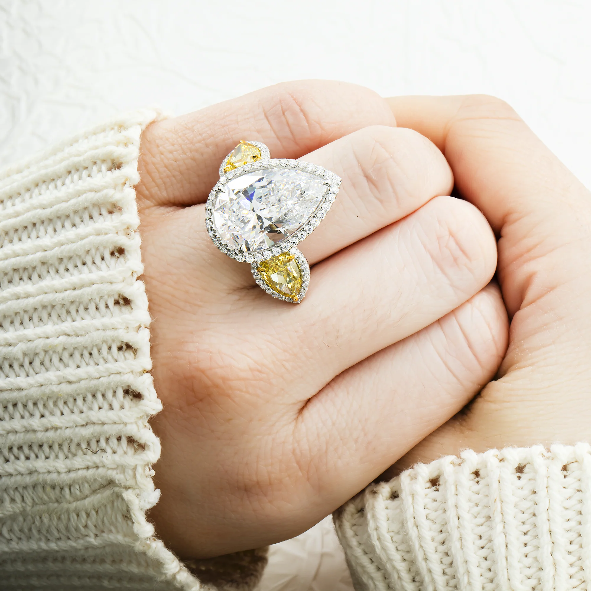 Platinum Triple Pear Cut White & Fancy Yellow Diamond Ring 19.57ctw - Image 2