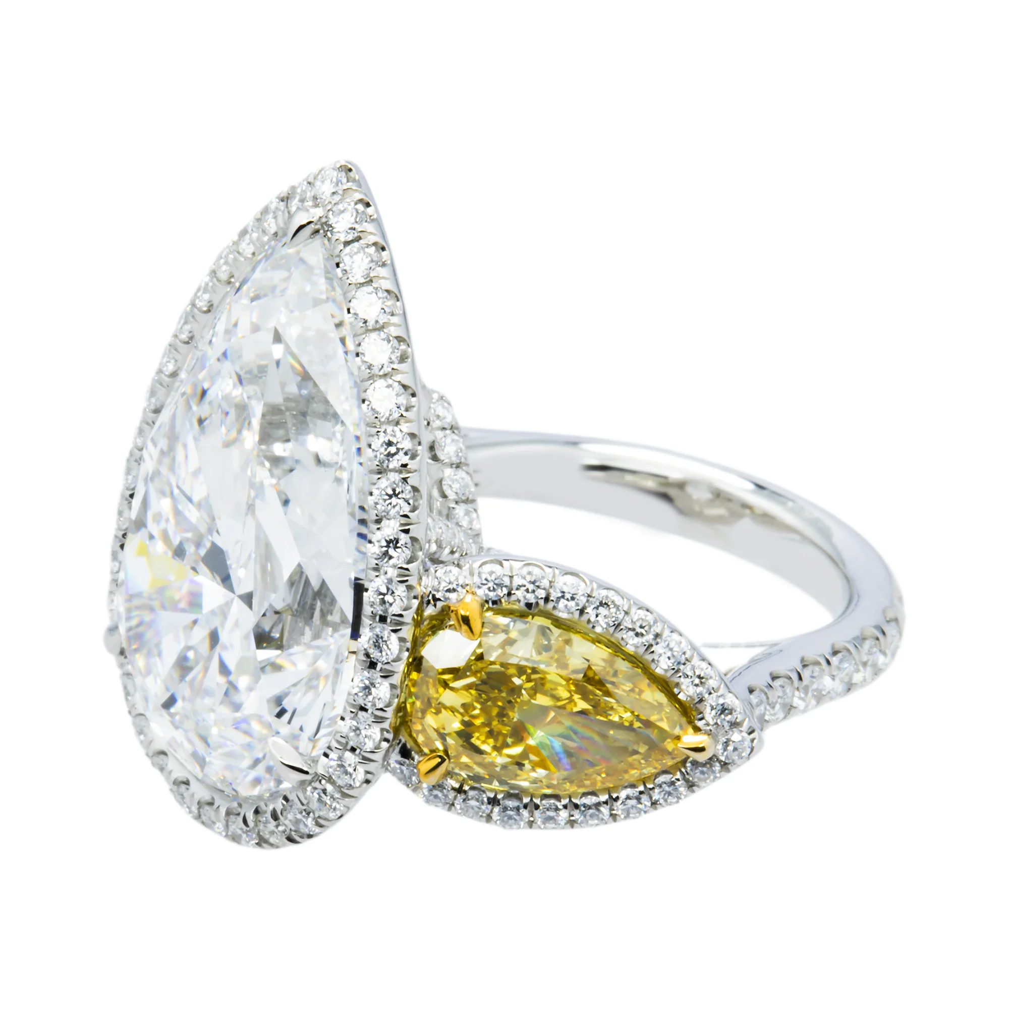 Platinum Triple Pear Cut White & Fancy Yellow Diamond Ring 19.57ctw - Image 5
