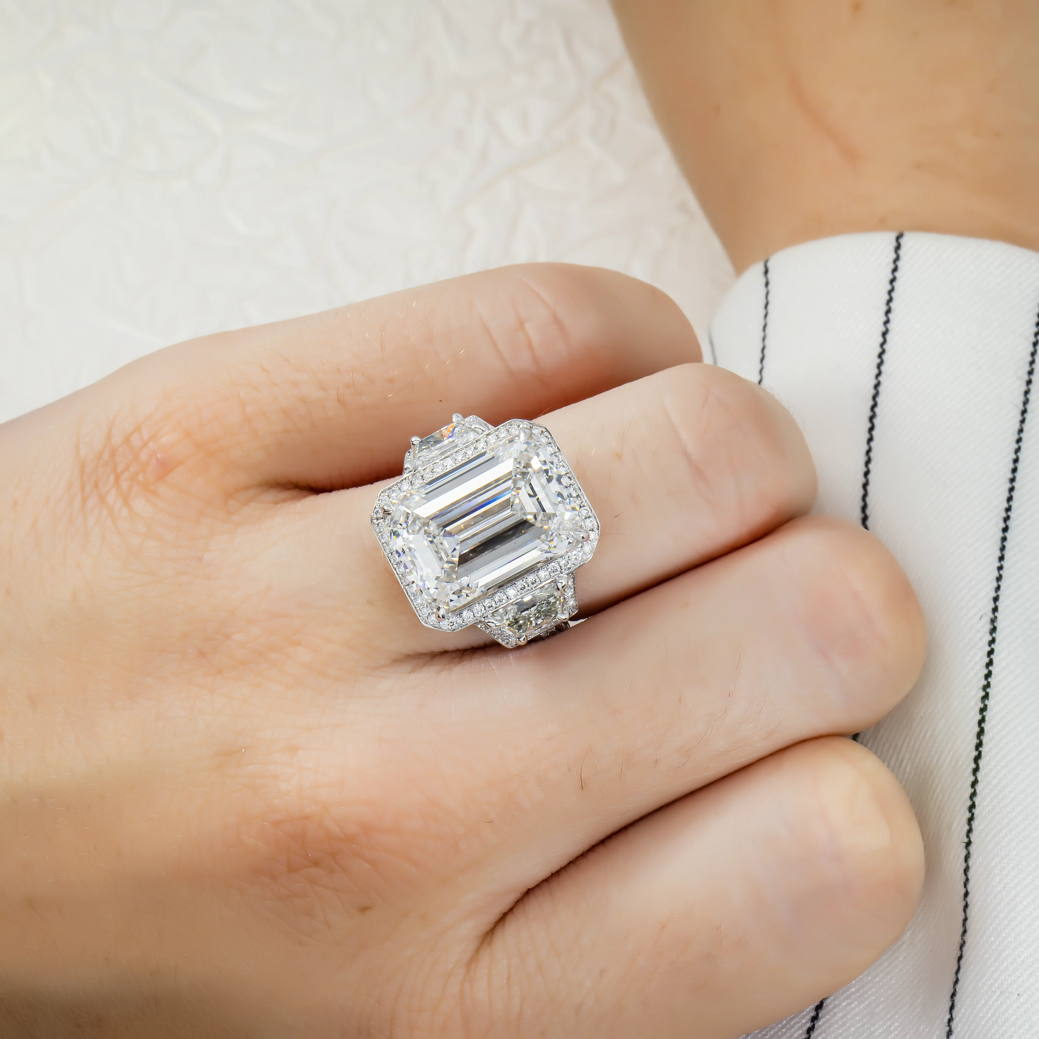 Platinum 12.32ct Emerald Cut Triple Diamond Engagement Ring 15.31ctw - Image 3
