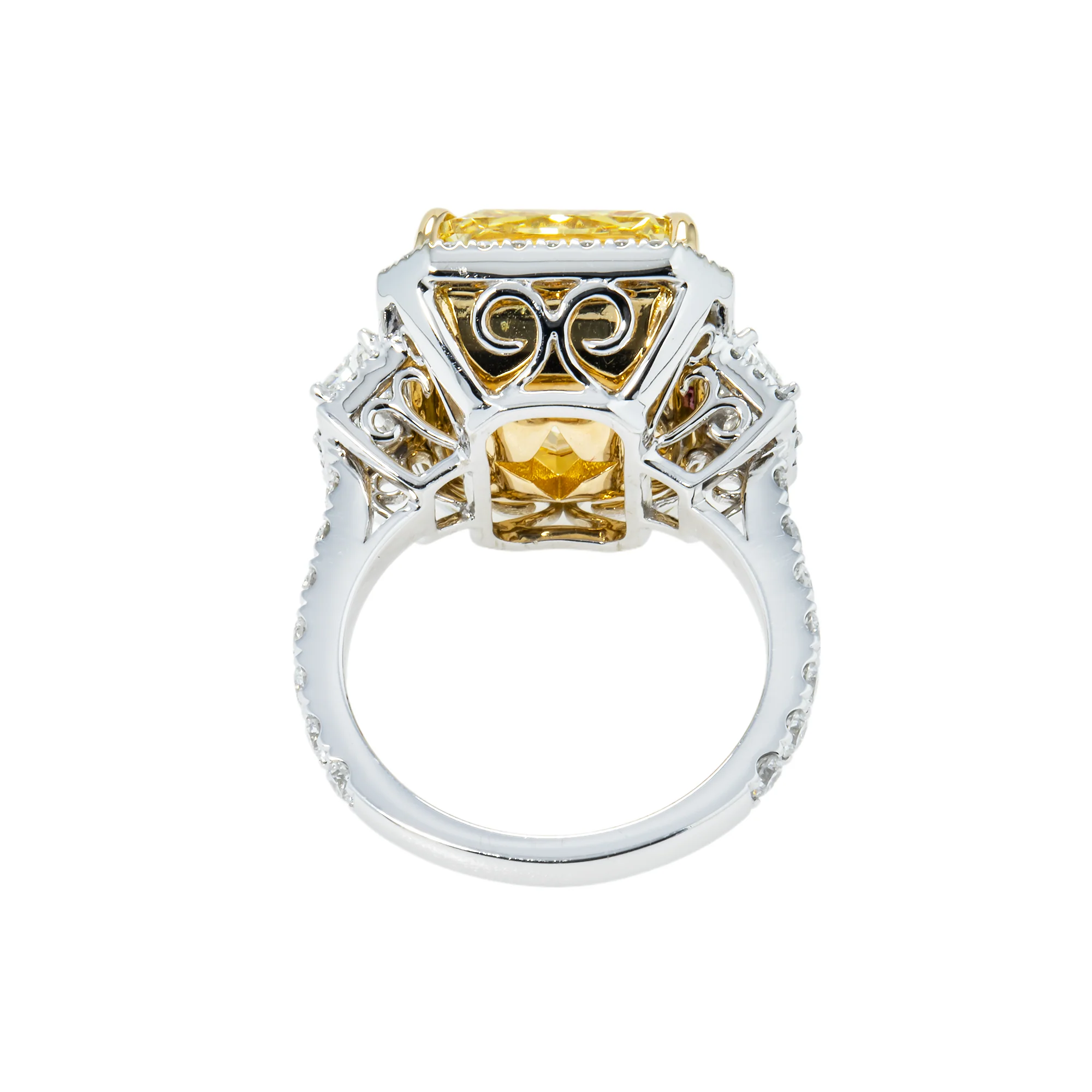 Platinum 12.65ct Radiant Cut Fancy Vivid Yellow Diamond Ring 15.41ctw - Image 6