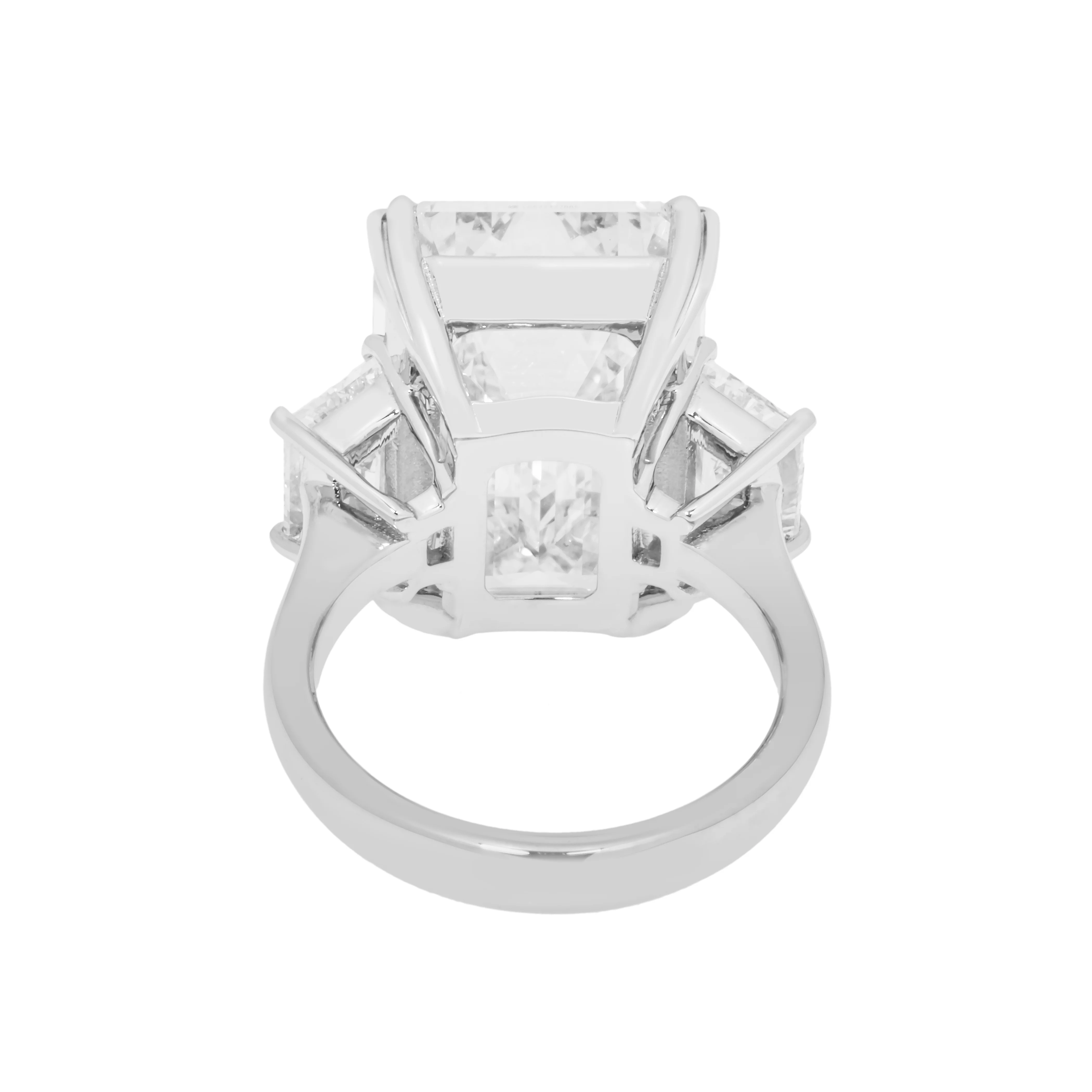 Platinum 20.0ct Triple Emerald Cut Diamond Engagement Ring 21.96ctw - Image 4